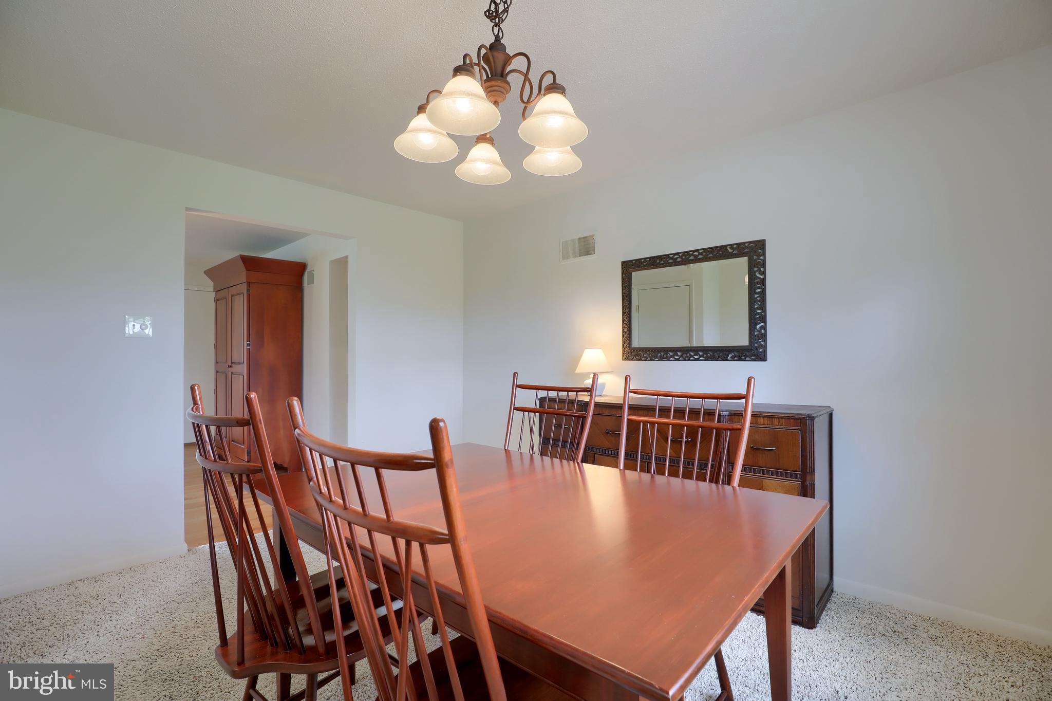 COLONIAL HEIGHTS - Residential