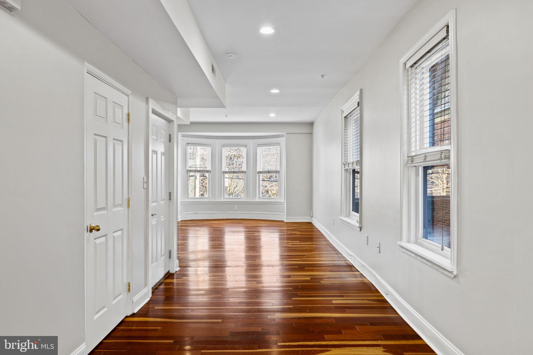 SPRUCE HILL - Residential