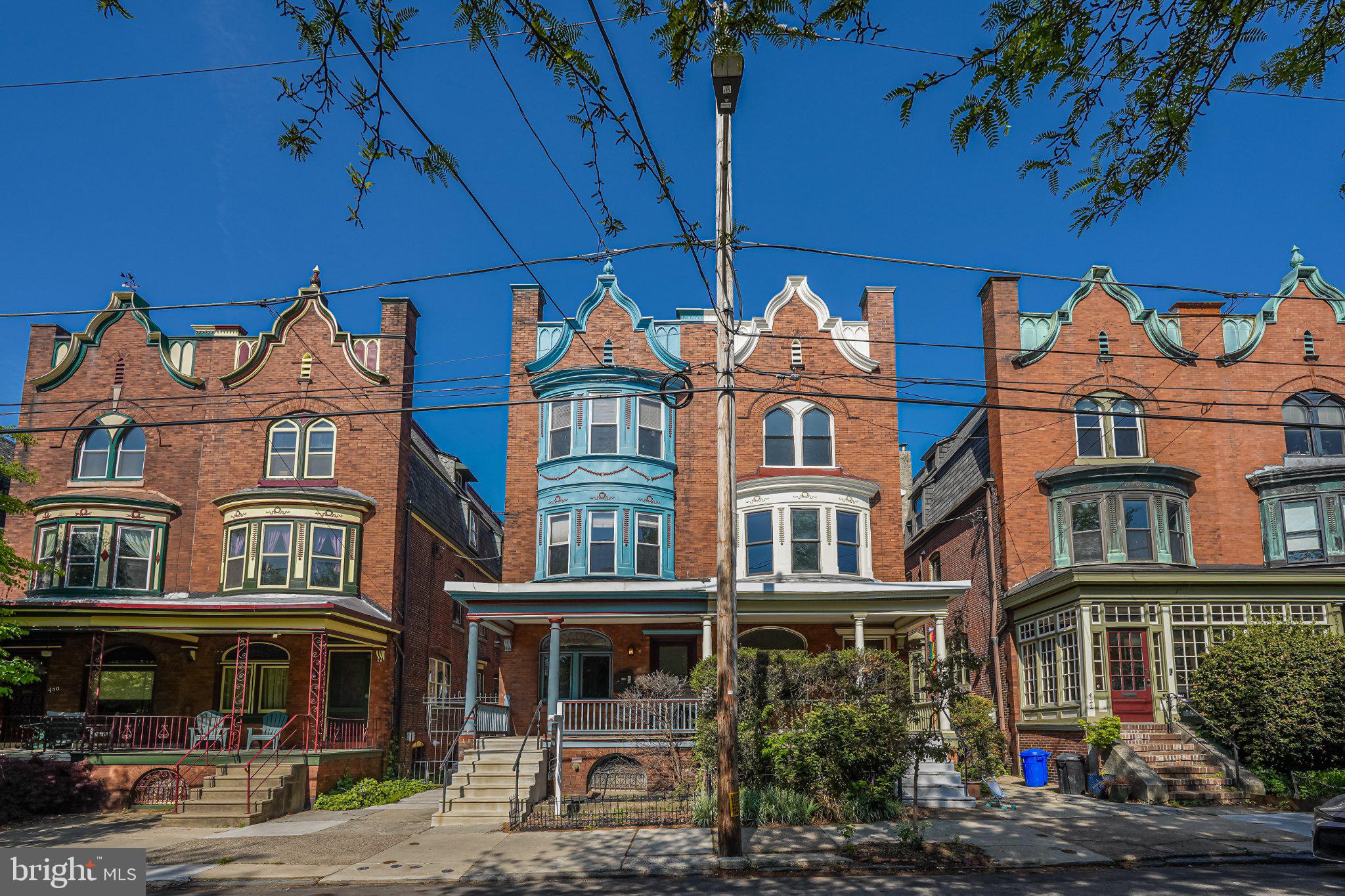 SPRUCE HILL - Residential