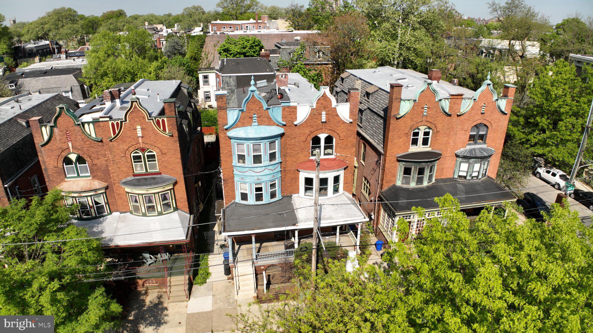 SPRUCE HILL - Residential