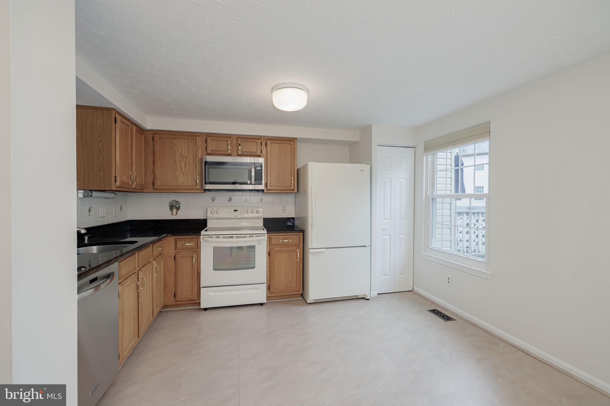 VAN DORN VILLAGE - Residential