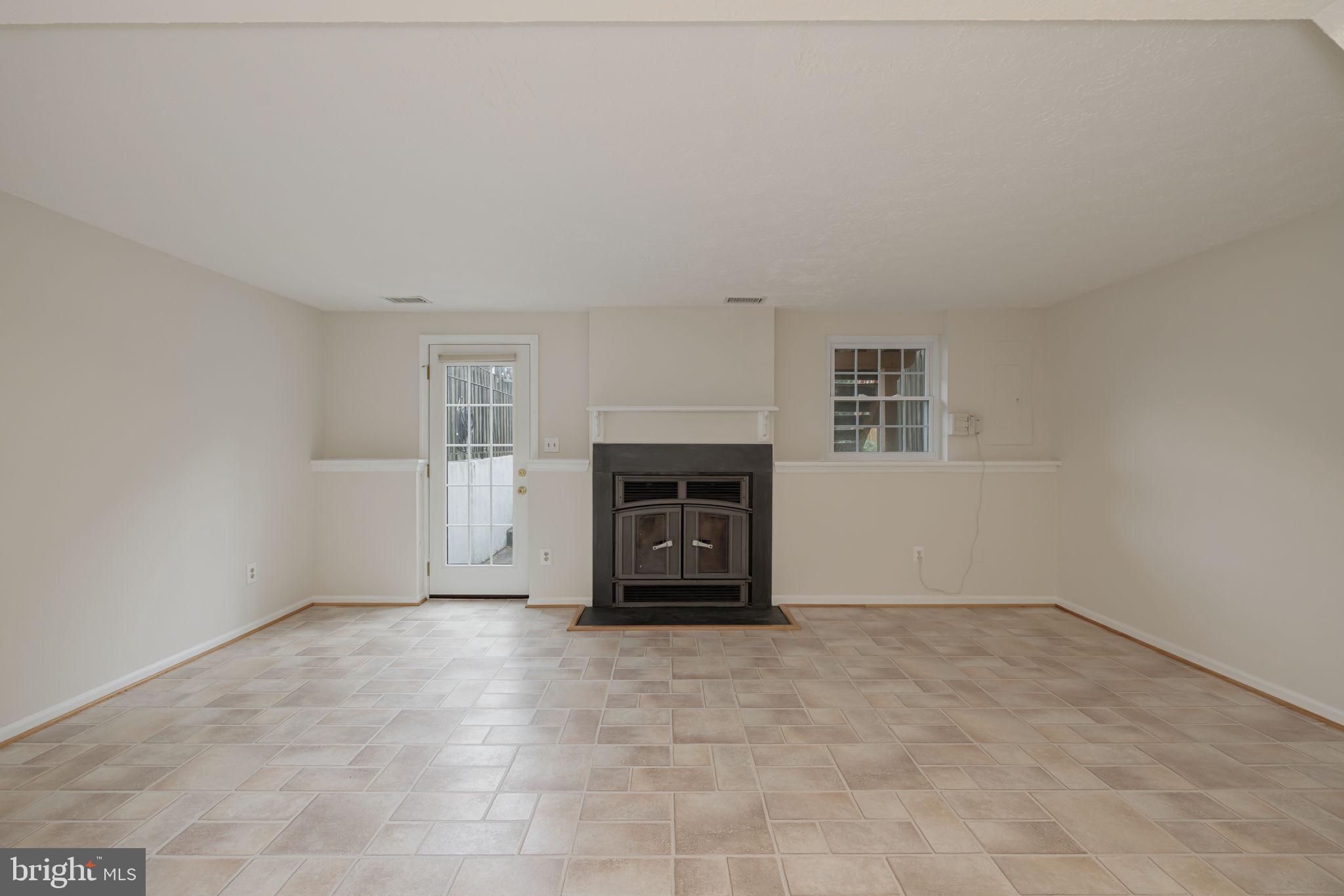 VAN DORN VILLAGE - Residential