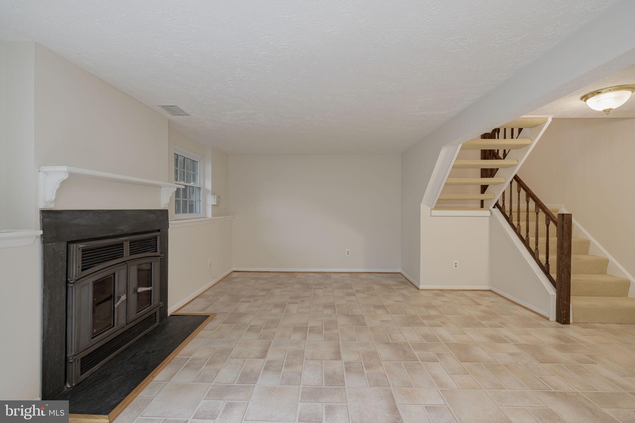 VAN DORN VILLAGE - Residential