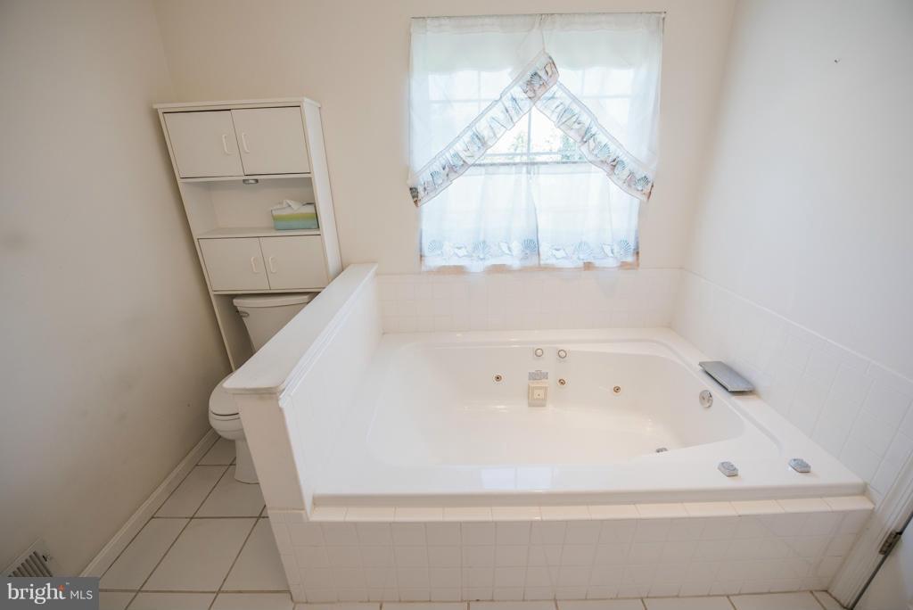 FREDERICKTOWNE ESTATES - Residential