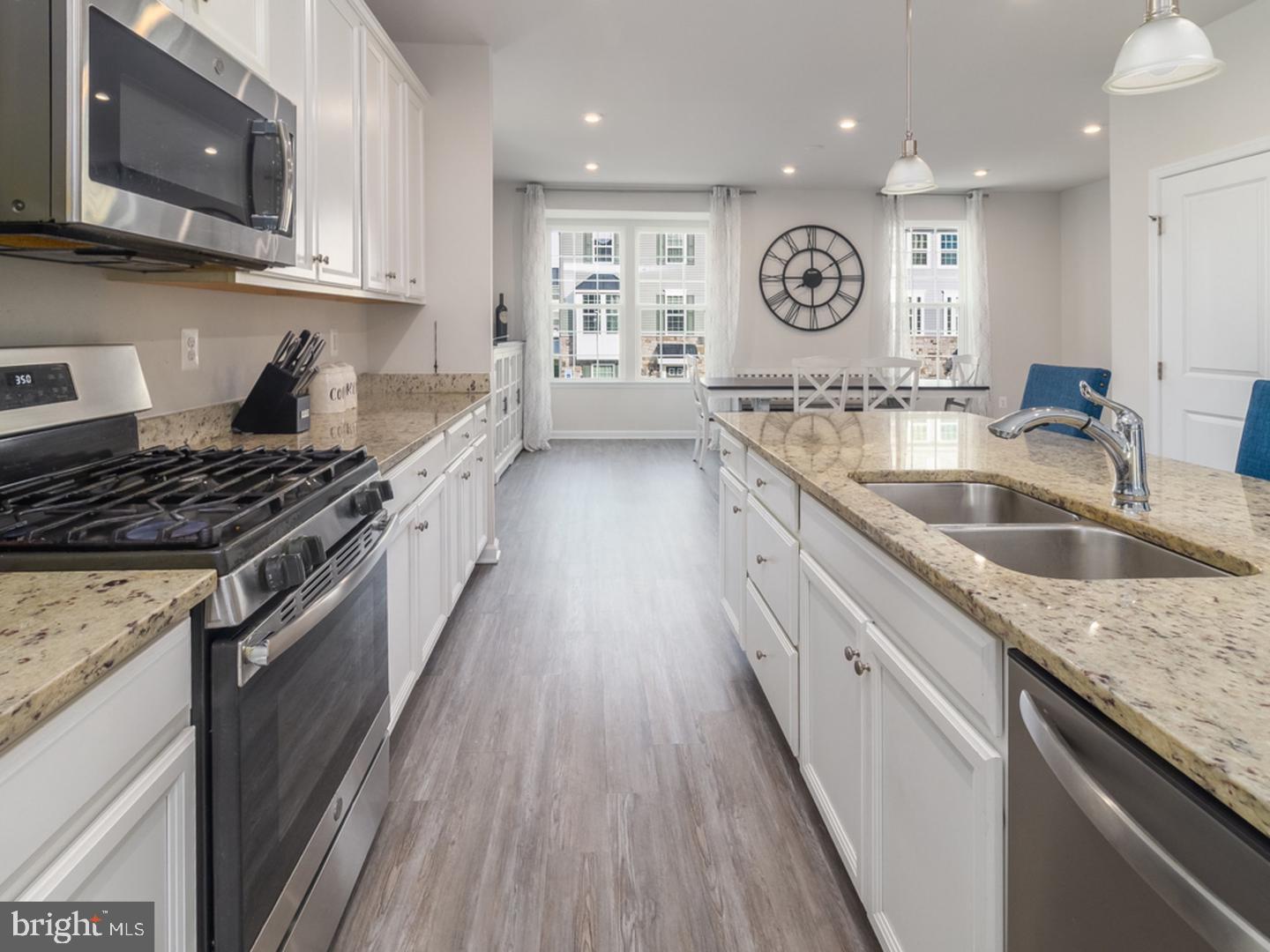 9718 CEDARMASS CIRCLE