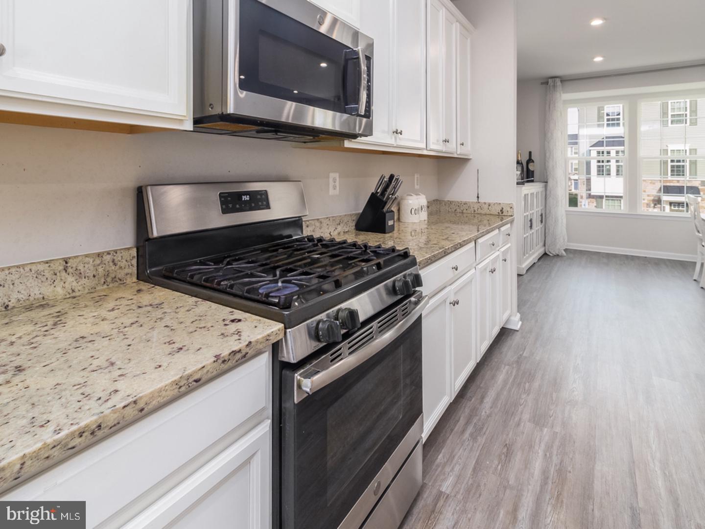 9718 CEDARMASS CIRCLE