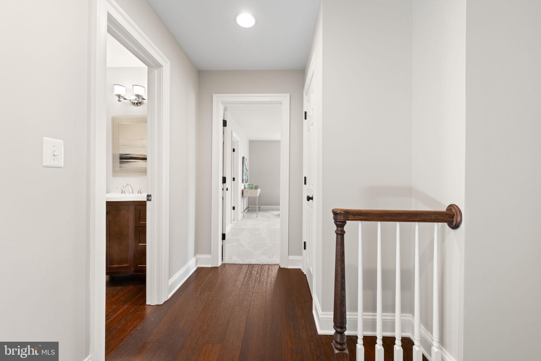 COUNTRY CLUB PARK - Residential