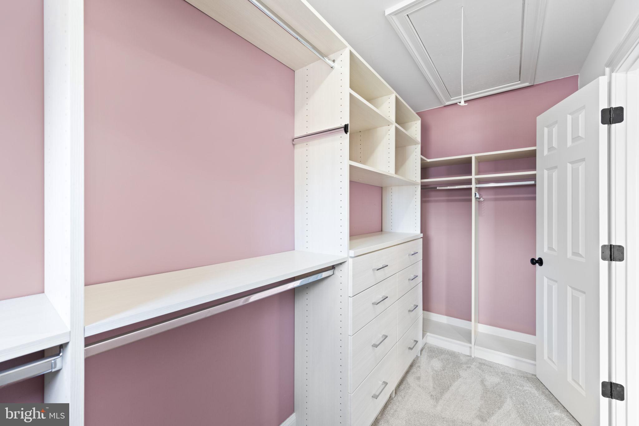 COUNTRY CLUB PARK - Residential