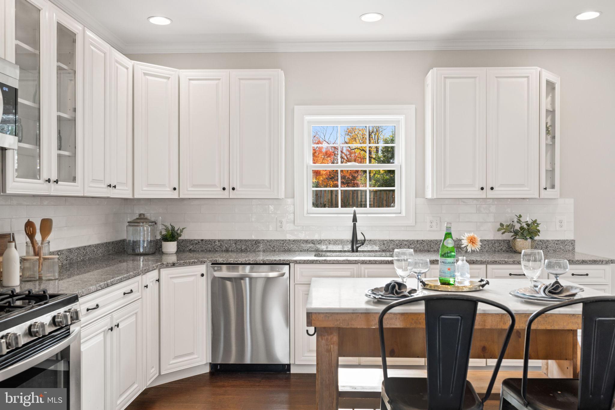 COUNTRY CLUB PARK - Residential