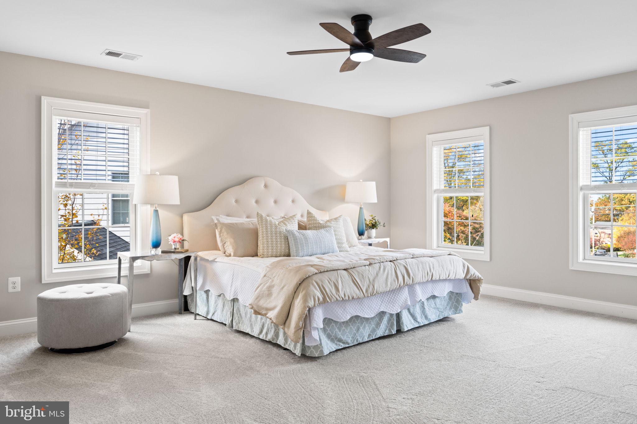 COUNTRY CLUB PARK - Residential