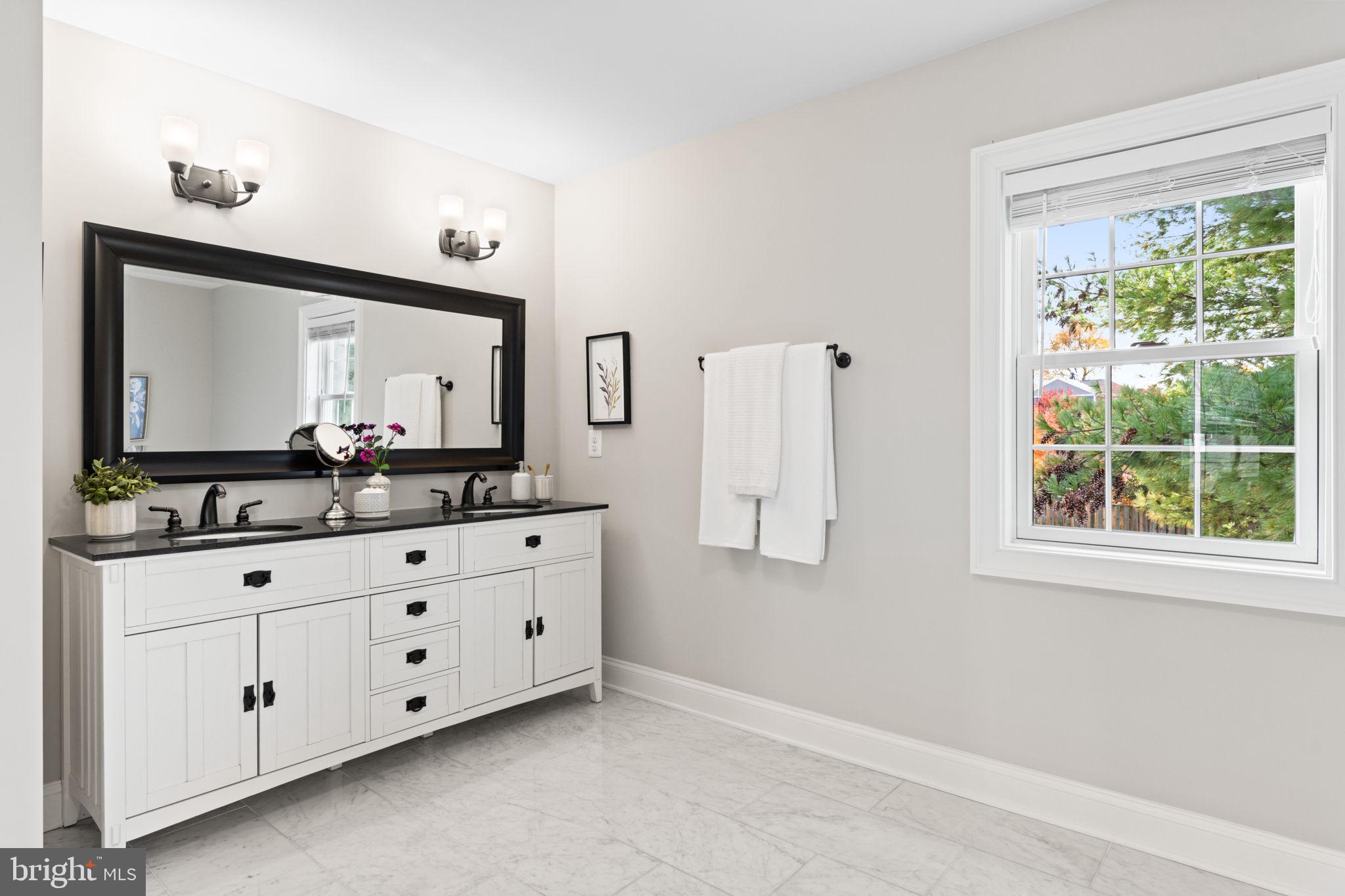 COUNTRY CLUB PARK - Residential