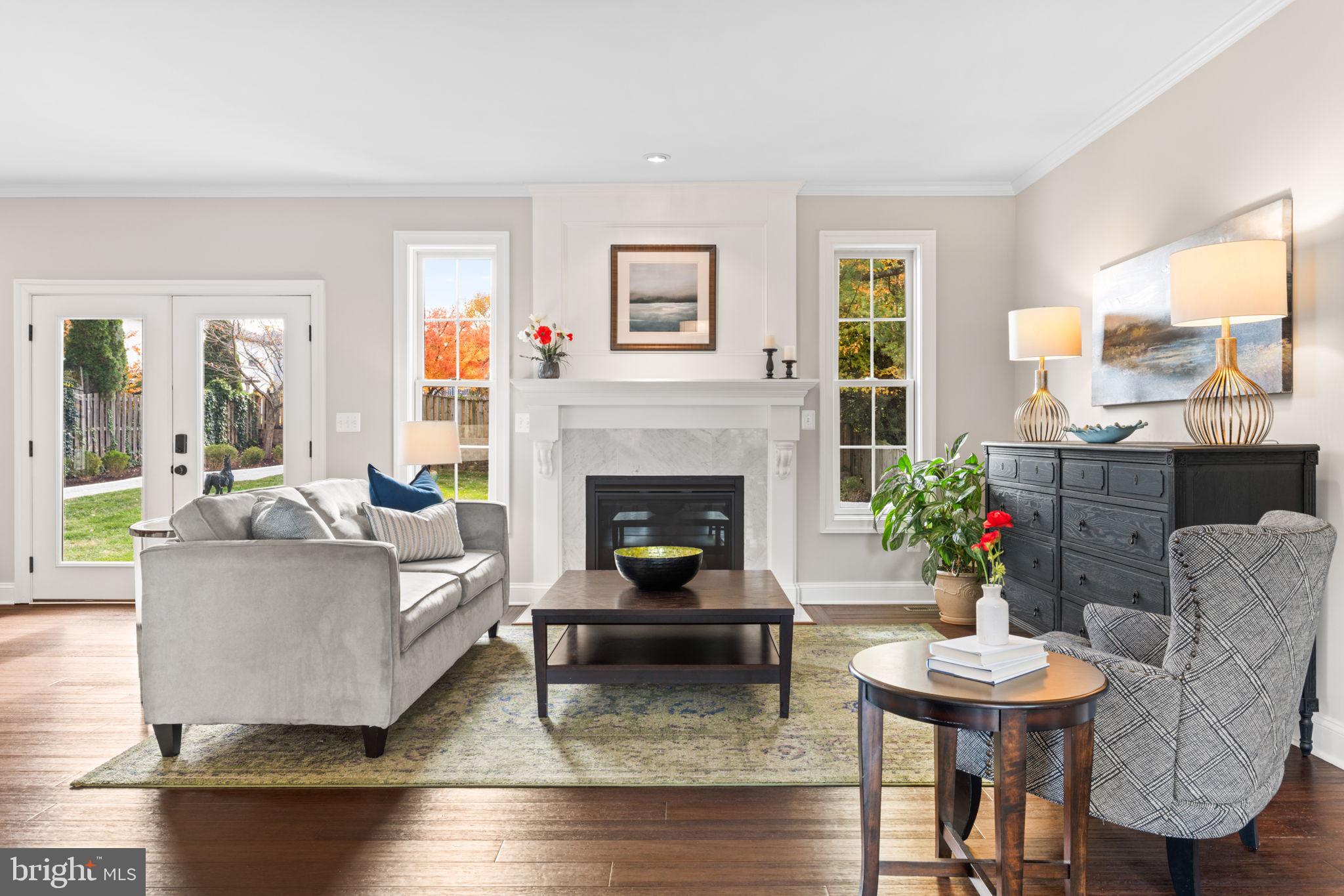 COUNTRY CLUB PARK - Residential