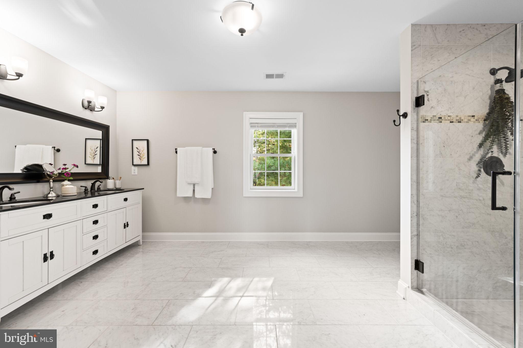 COUNTRY CLUB PARK - Residential