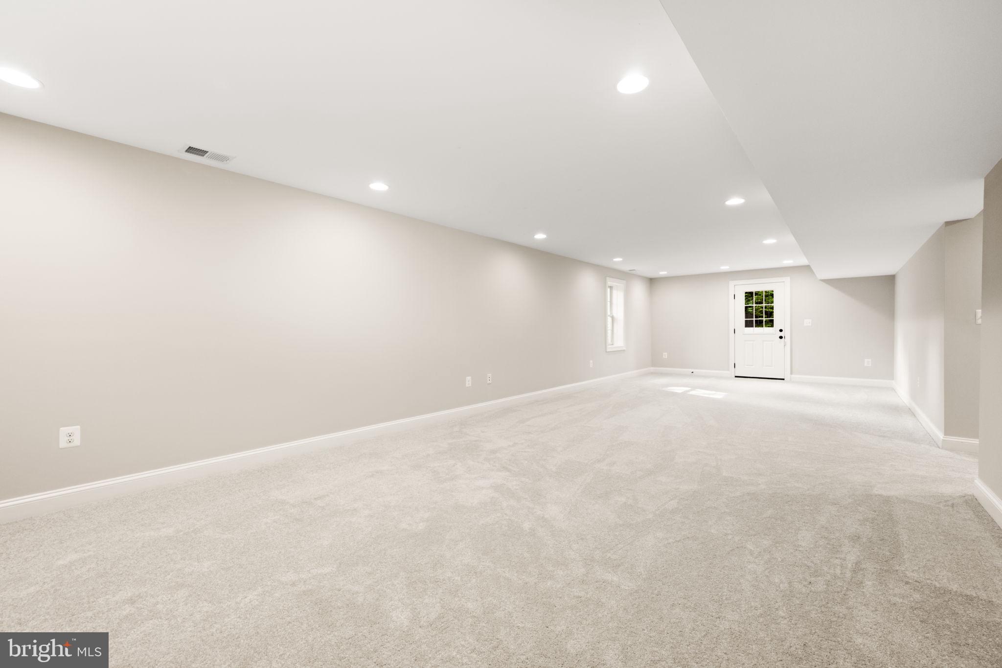 COUNTRY CLUB PARK - Residential