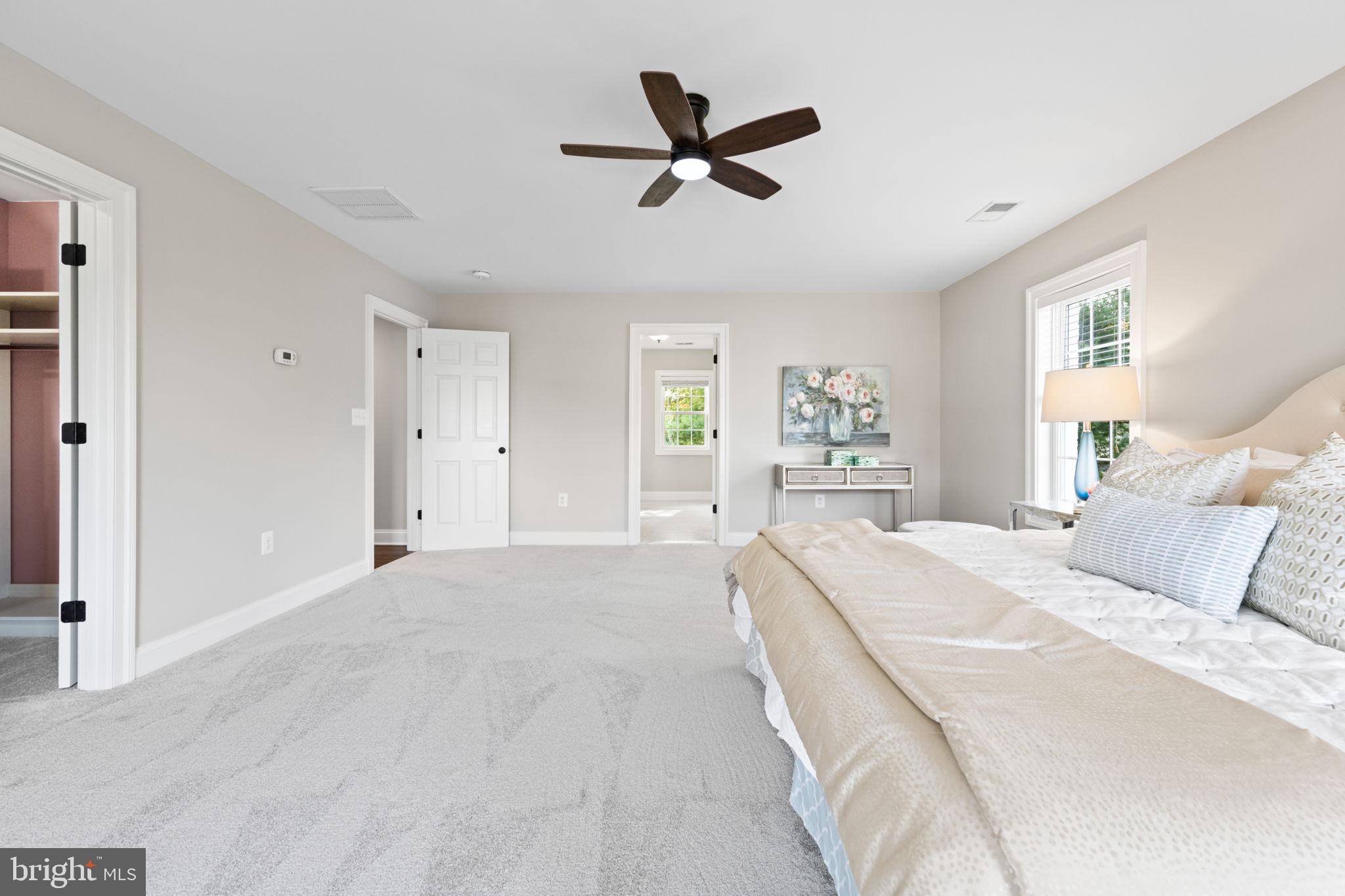 COUNTRY CLUB PARK - Residential