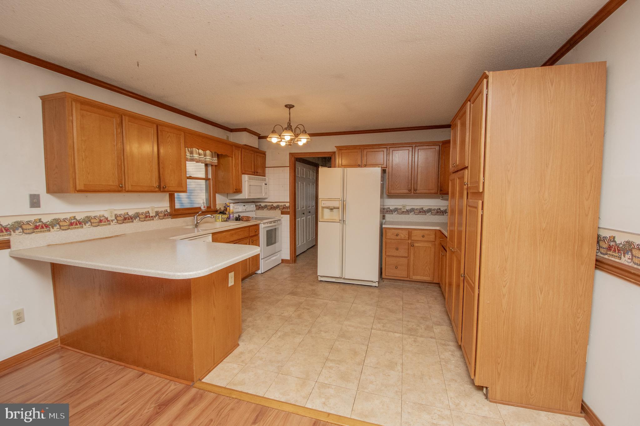 LITTLE ACRES - Residential