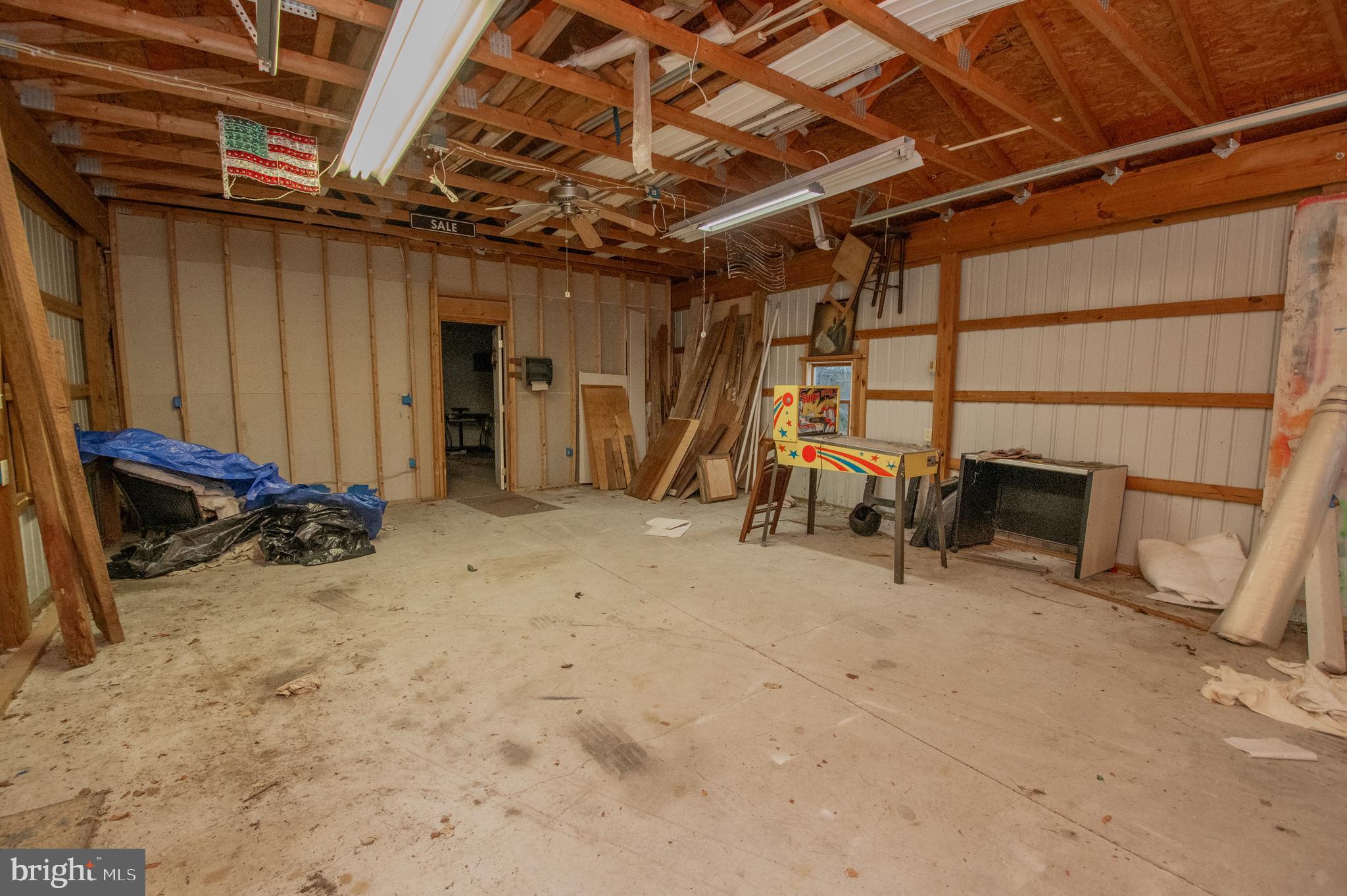 LITTLE ACRES - Residential