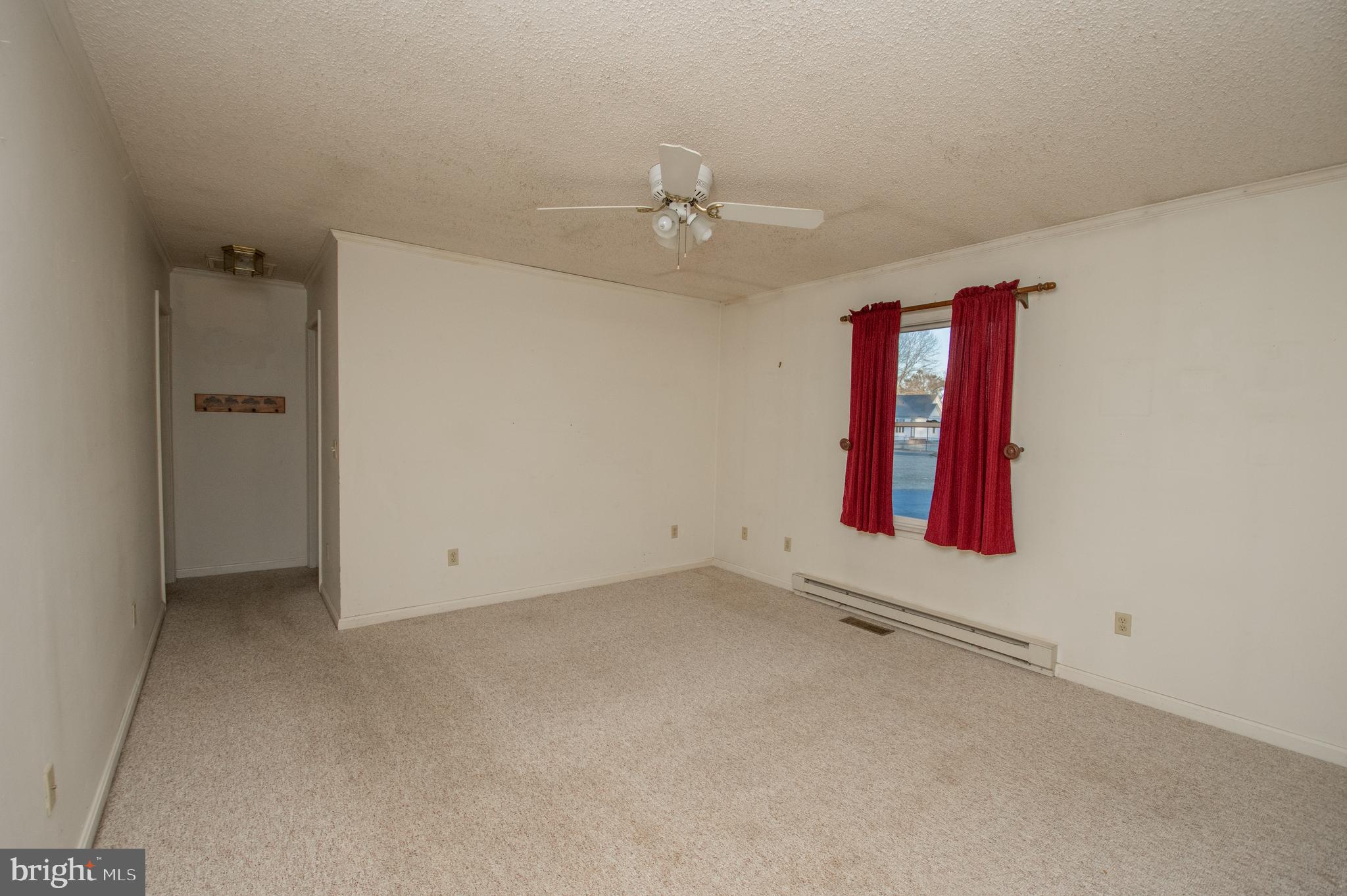 LITTLE ACRES - Residential