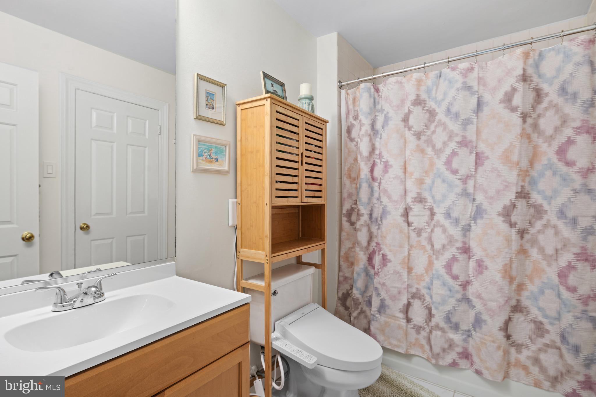 FAIRMOUNT - Residential Lease