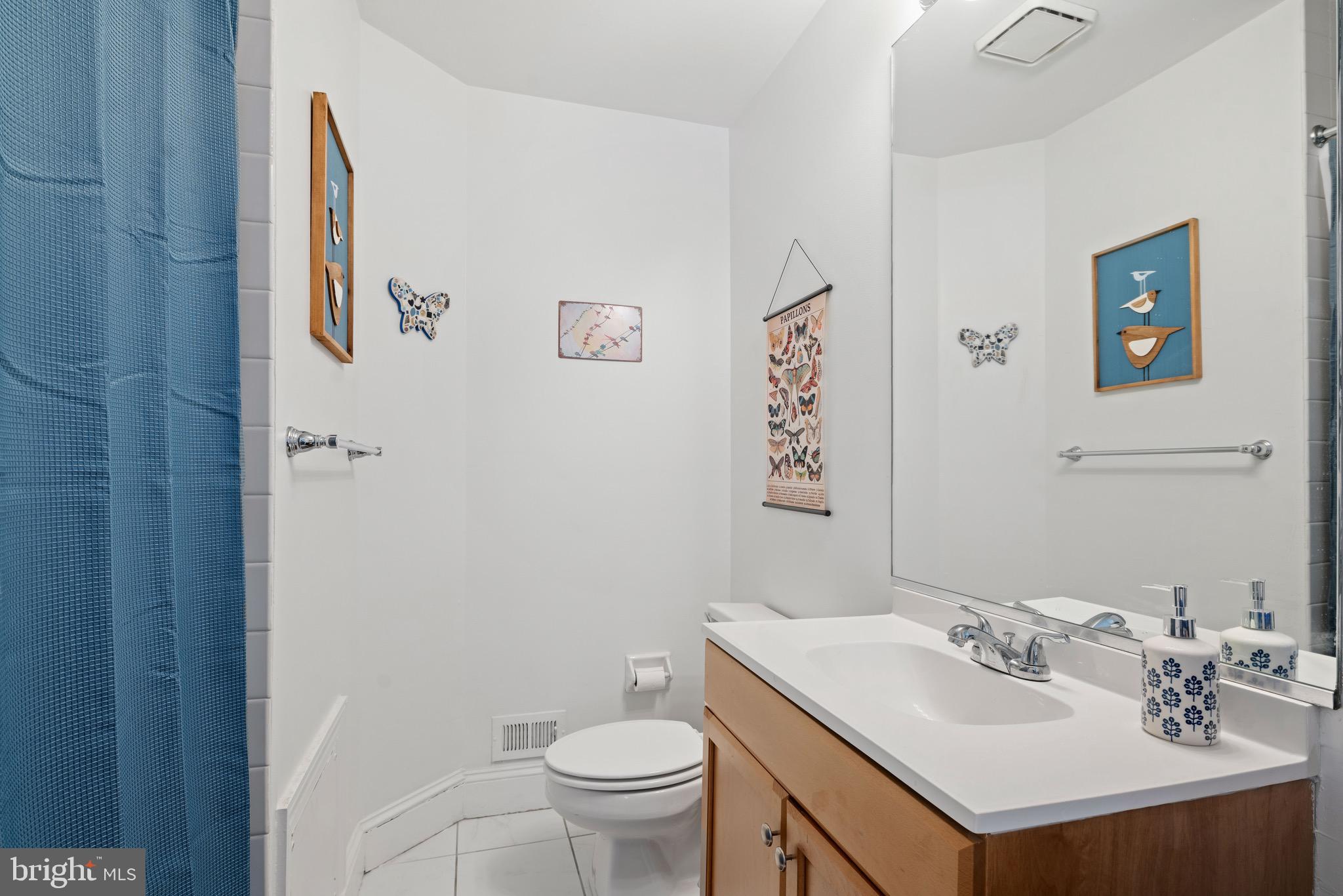 FAIRMOUNT - Residential Lease