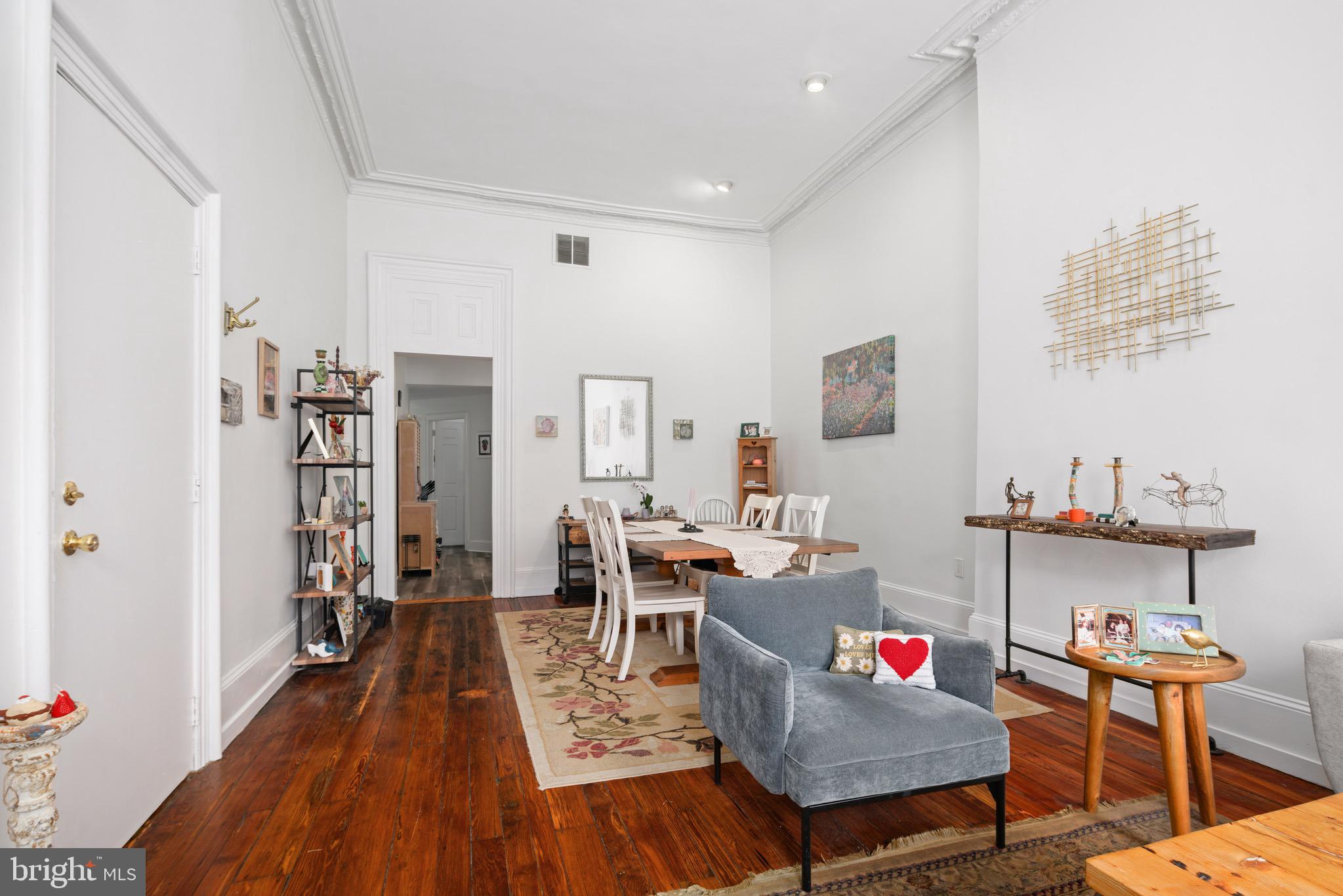 FAIRMOUNT - Residential Lease