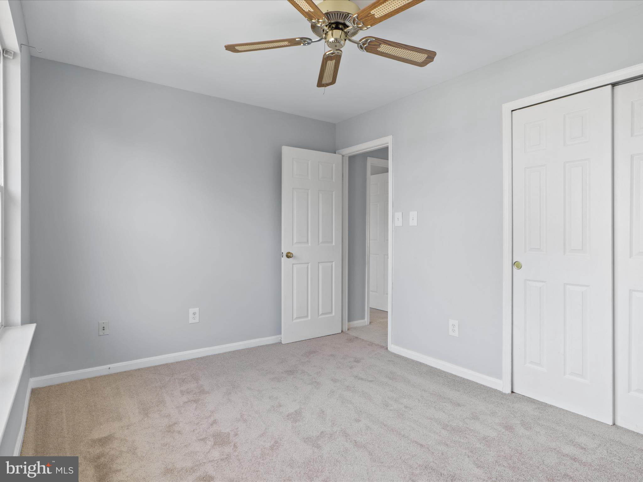 ENGLEWOOD MEWS - Residential Lease