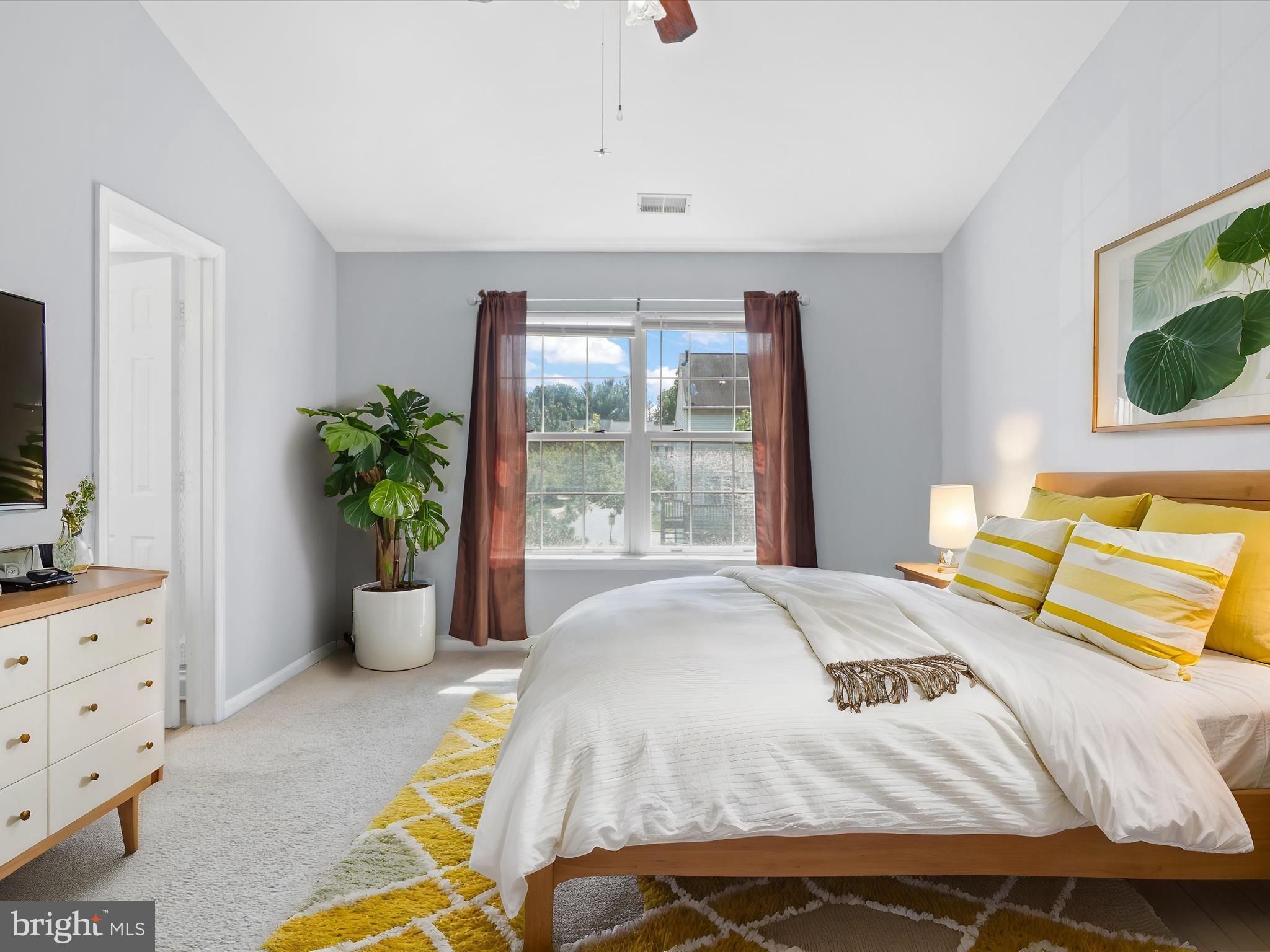 ENGLEWOOD MEWS - Residential Lease