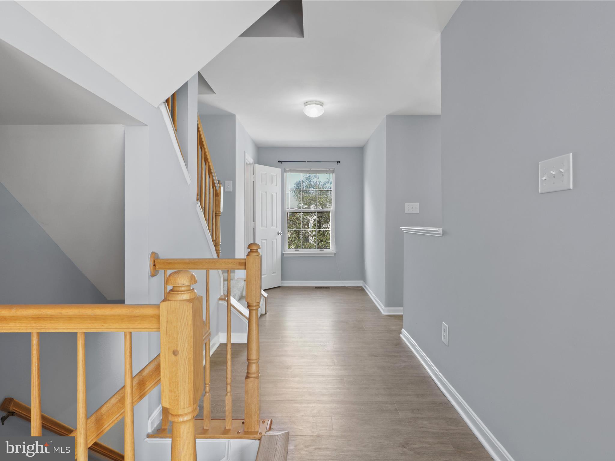 ENGLEWOOD MEWS - Residential Lease