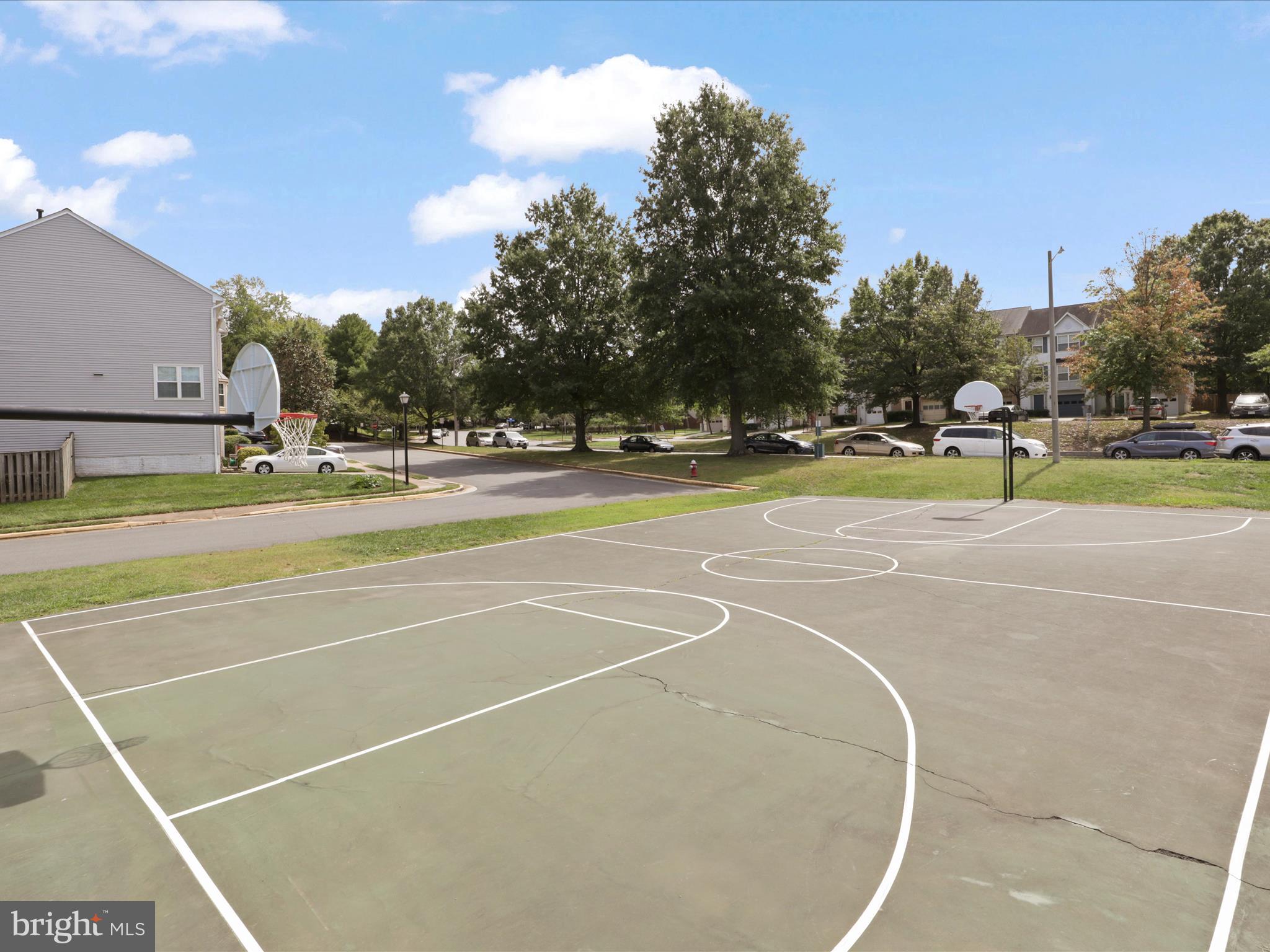 ENGLEWOOD MEWS - Residential Lease