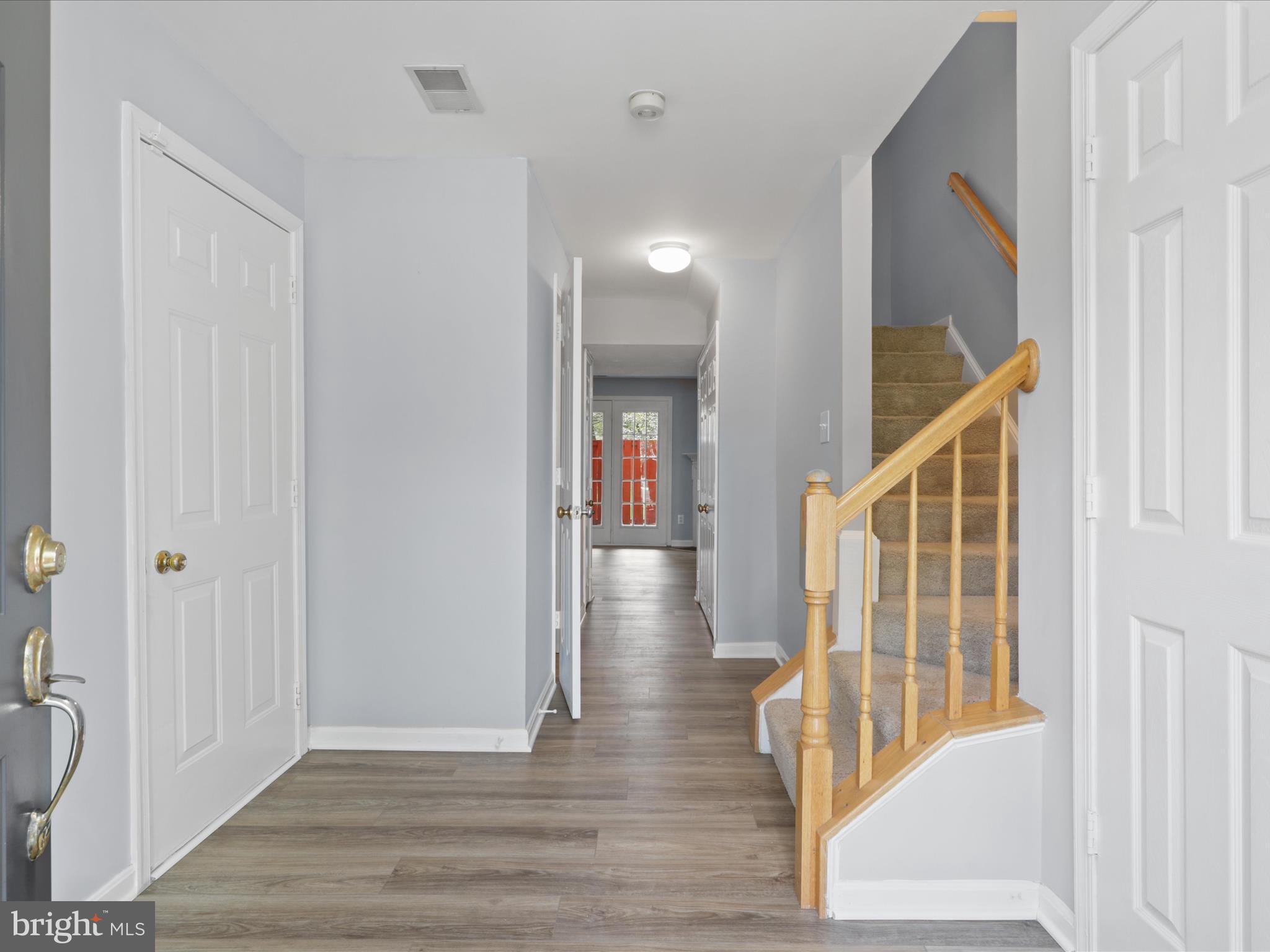 ENGLEWOOD MEWS - Residential Lease