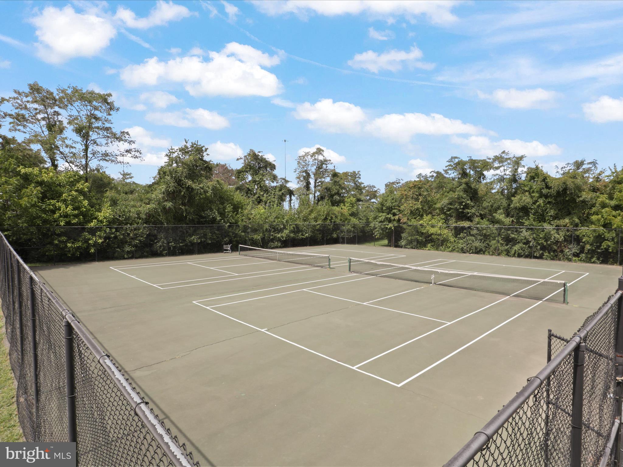 ENGLEWOOD MEWS - Residential Lease