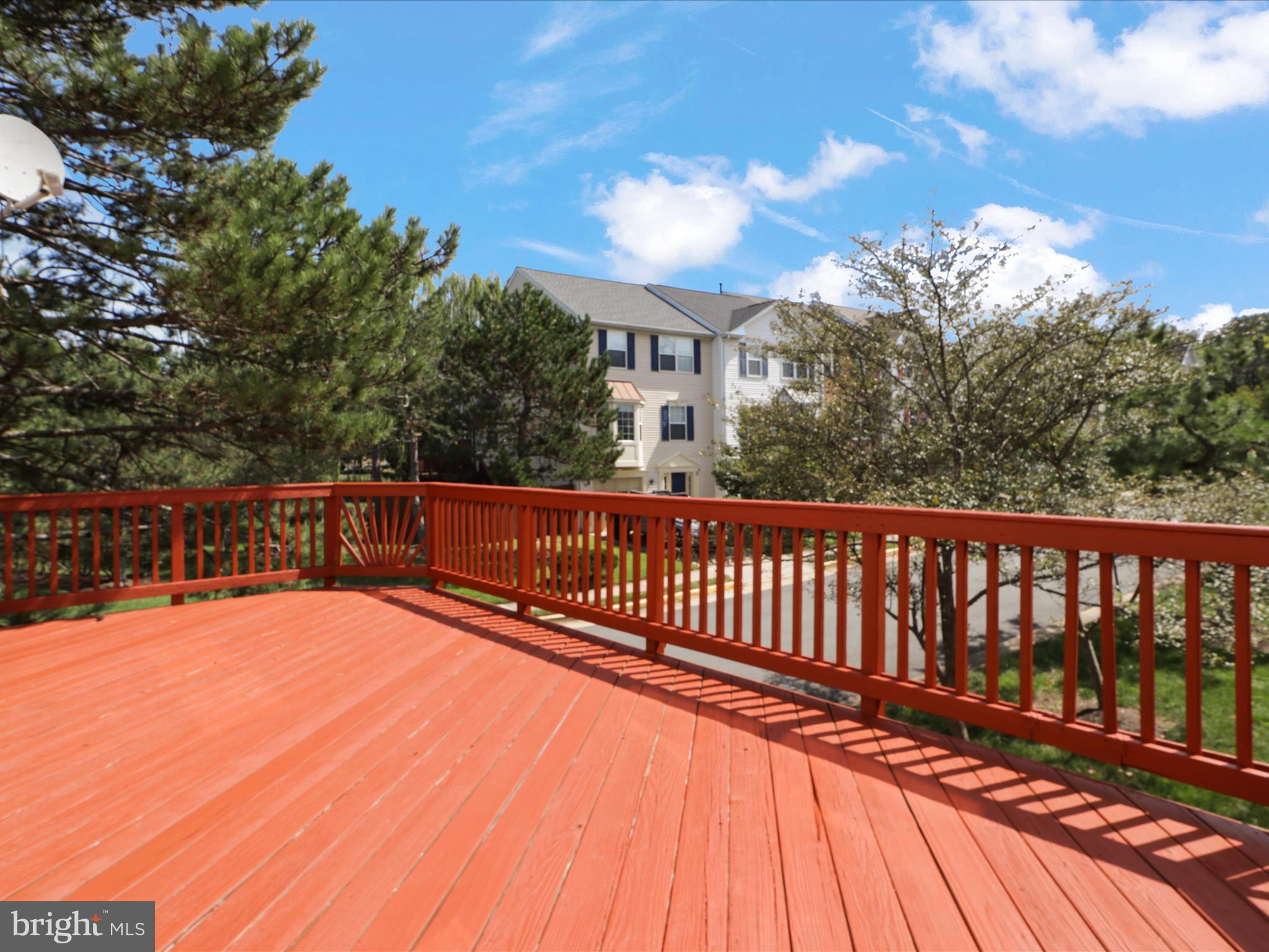 ENGLEWOOD MEWS - Residential Lease