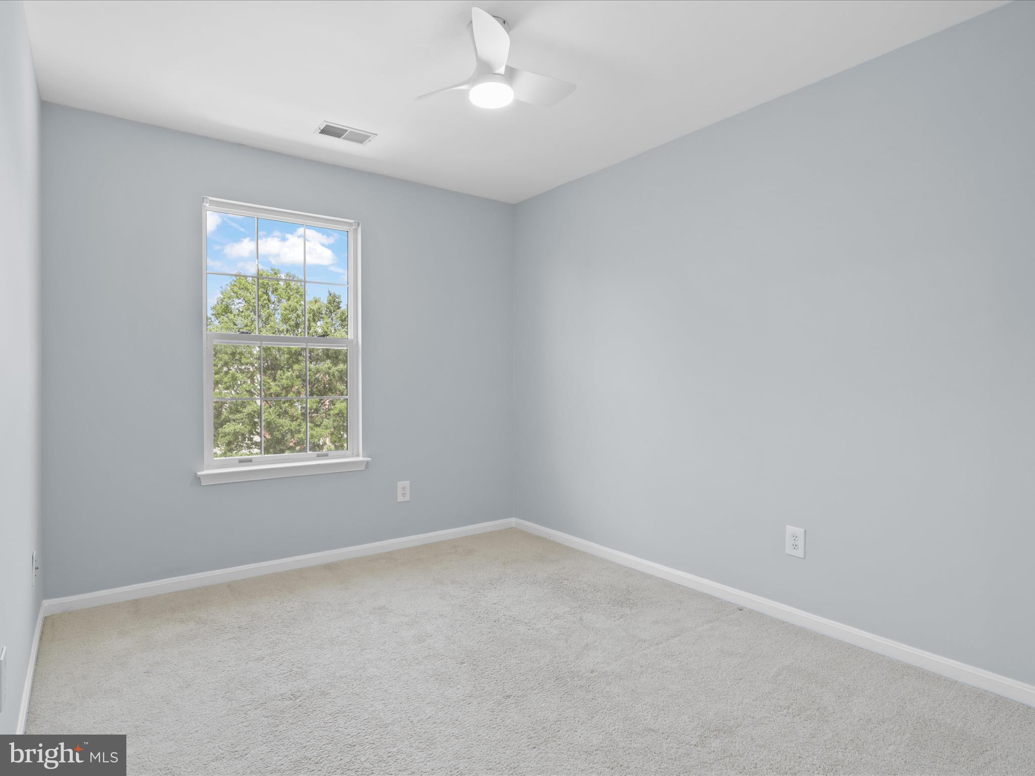 ENGLEWOOD MEWS - Residential Lease