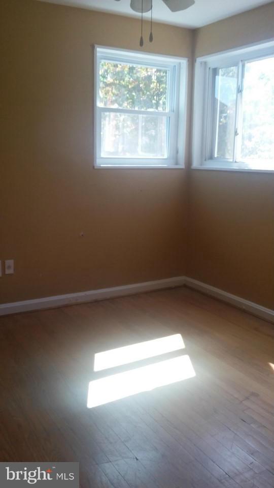 STEPHEN KNOLLS - Residential