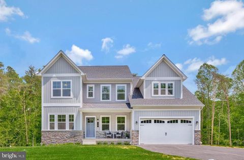 Homes For Sale - 5514 Glen Avenue<br/> LANHAM, MD 20706