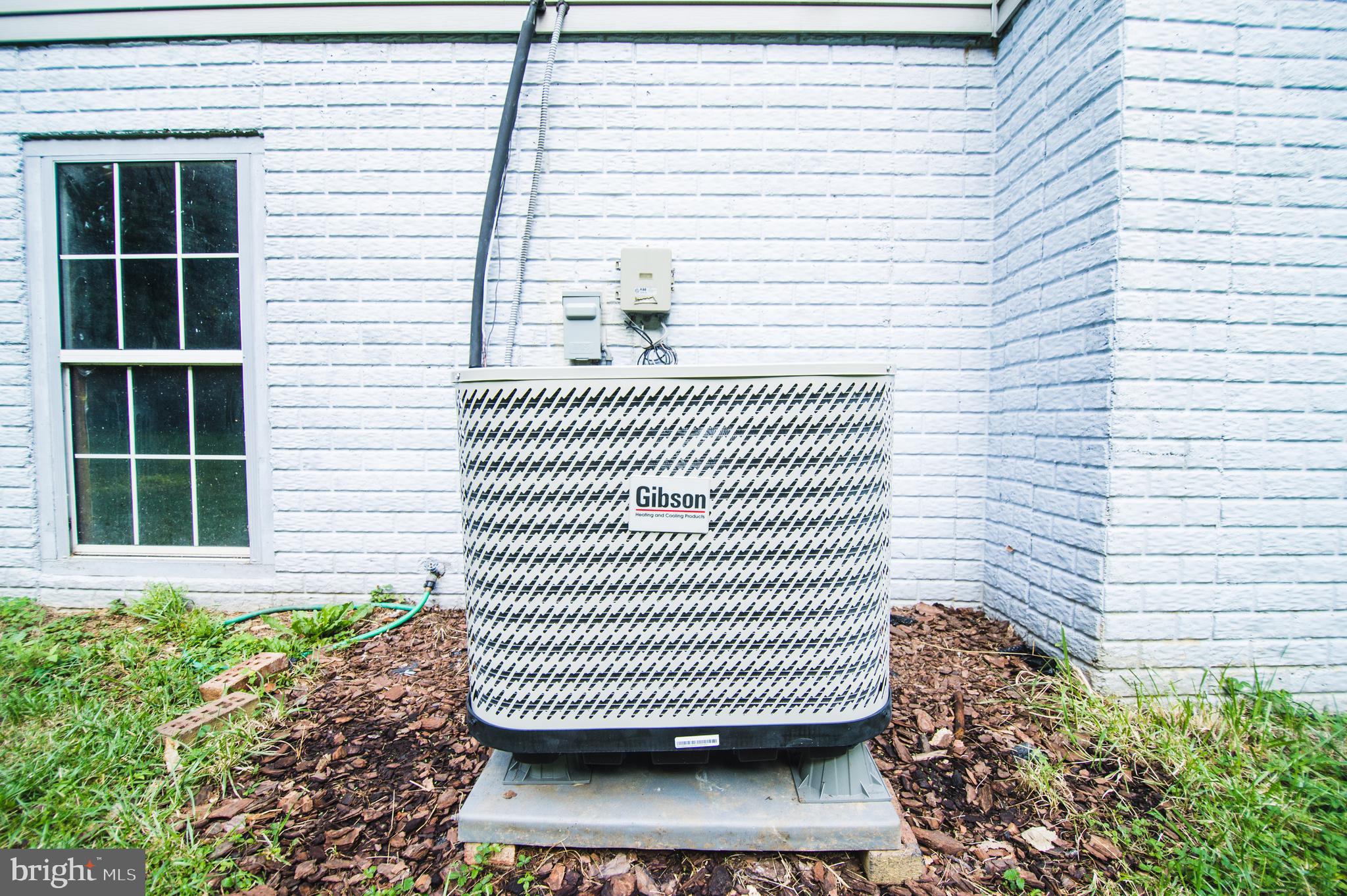 WHITE HALL FOREST - Residential