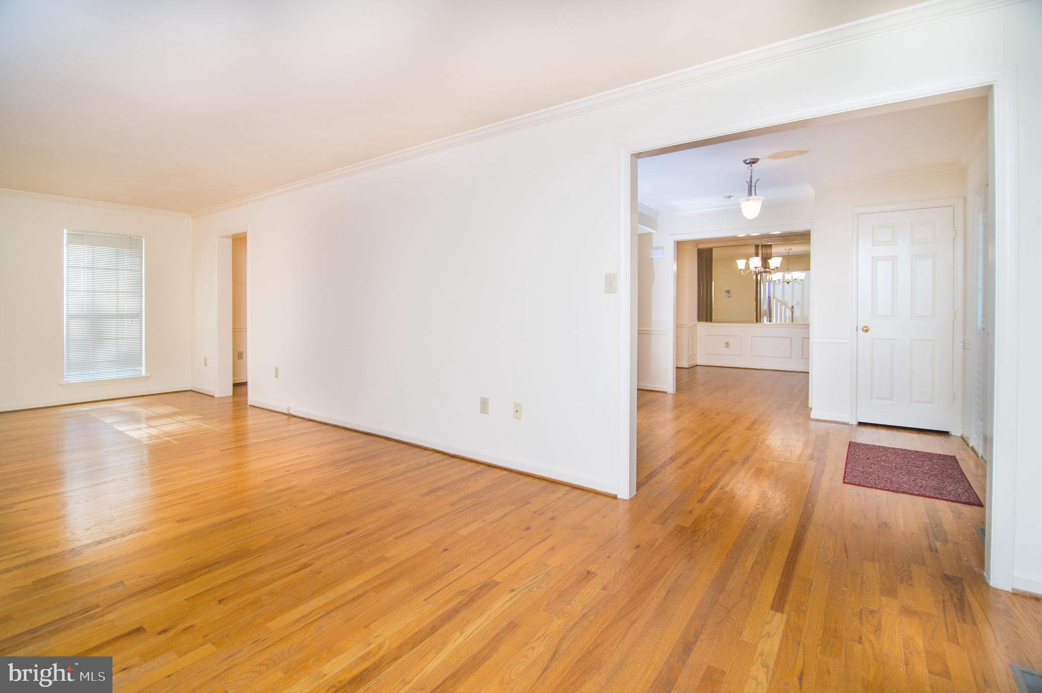 WHITE HALL FOREST - Residential