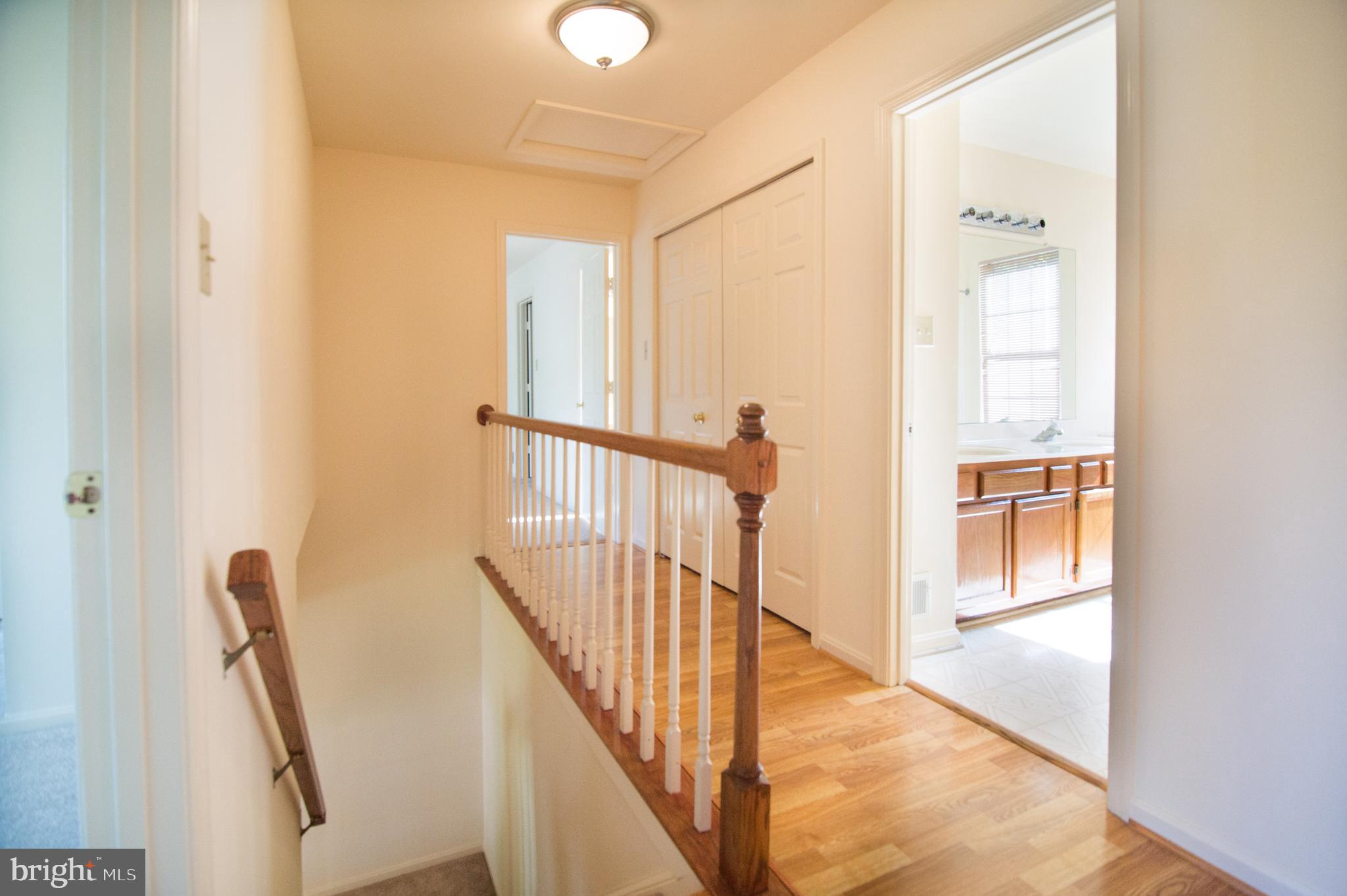 WHITE HALL FOREST - Residential