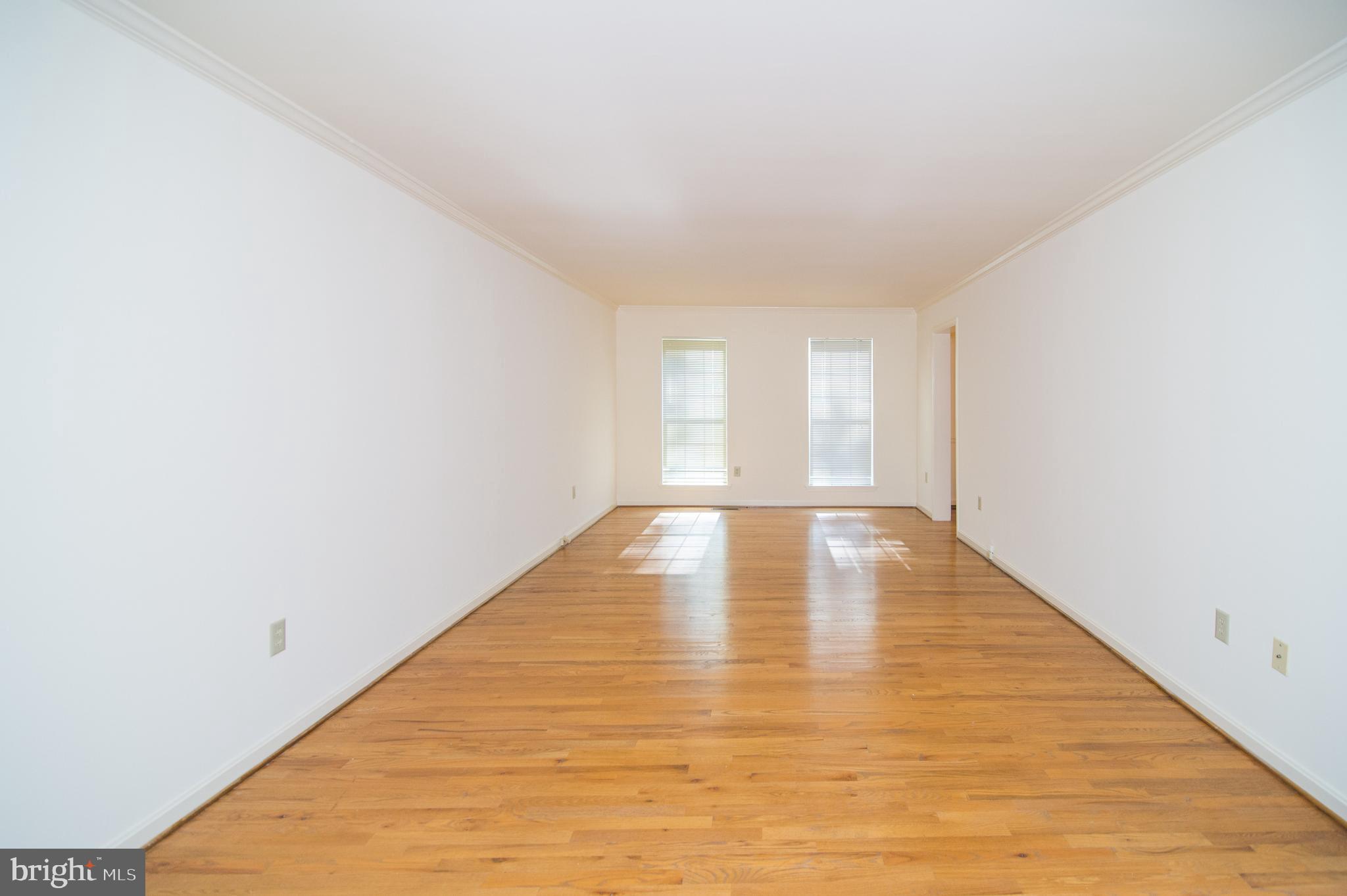 WHITE HALL FOREST - Residential