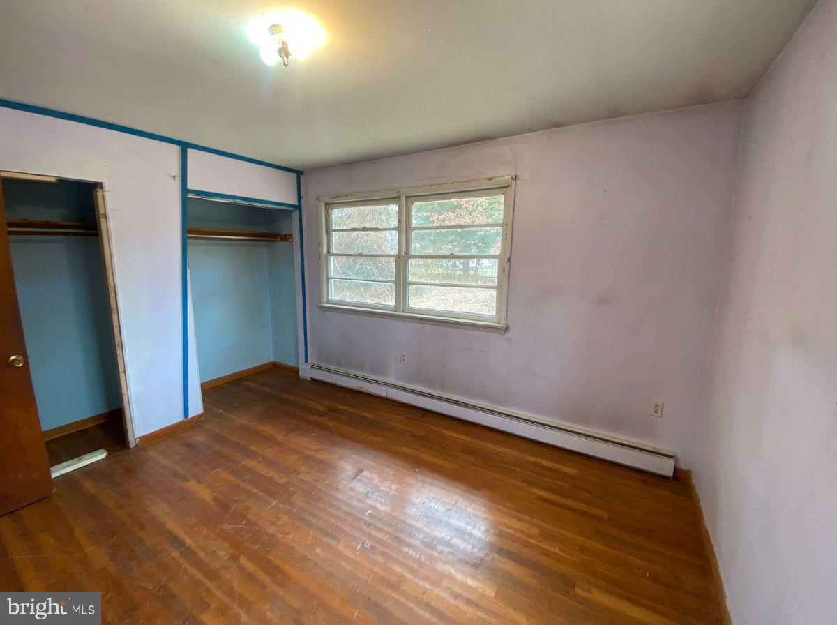 SOUTH GLYMONT - Residential