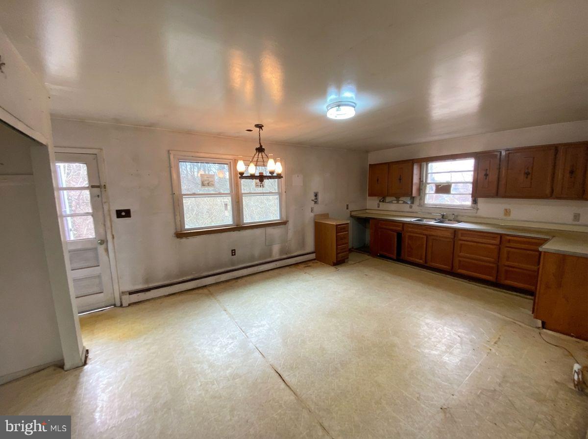 SOUTH GLYMONT - Residential