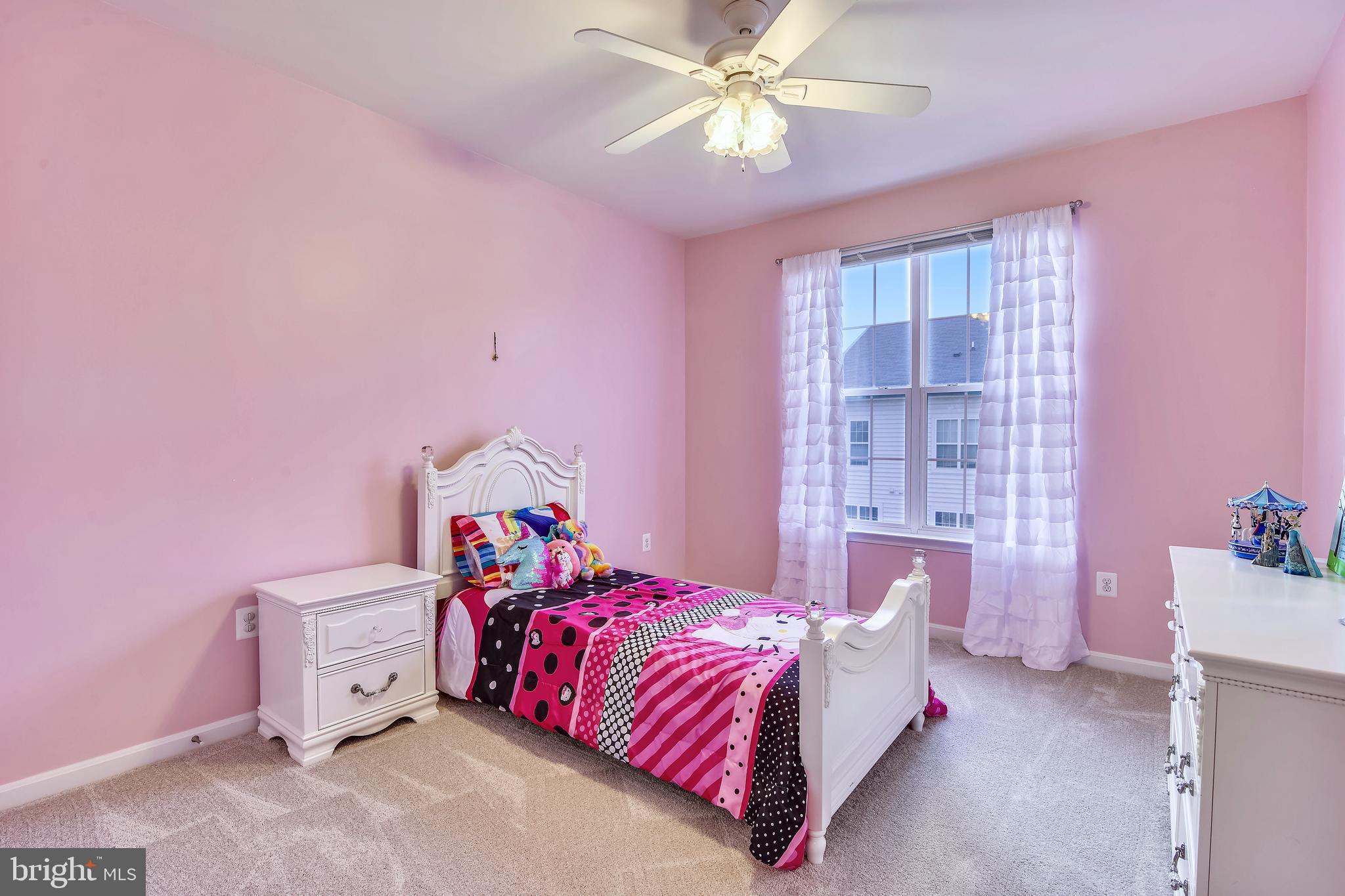 LEE SQUARE - Residential