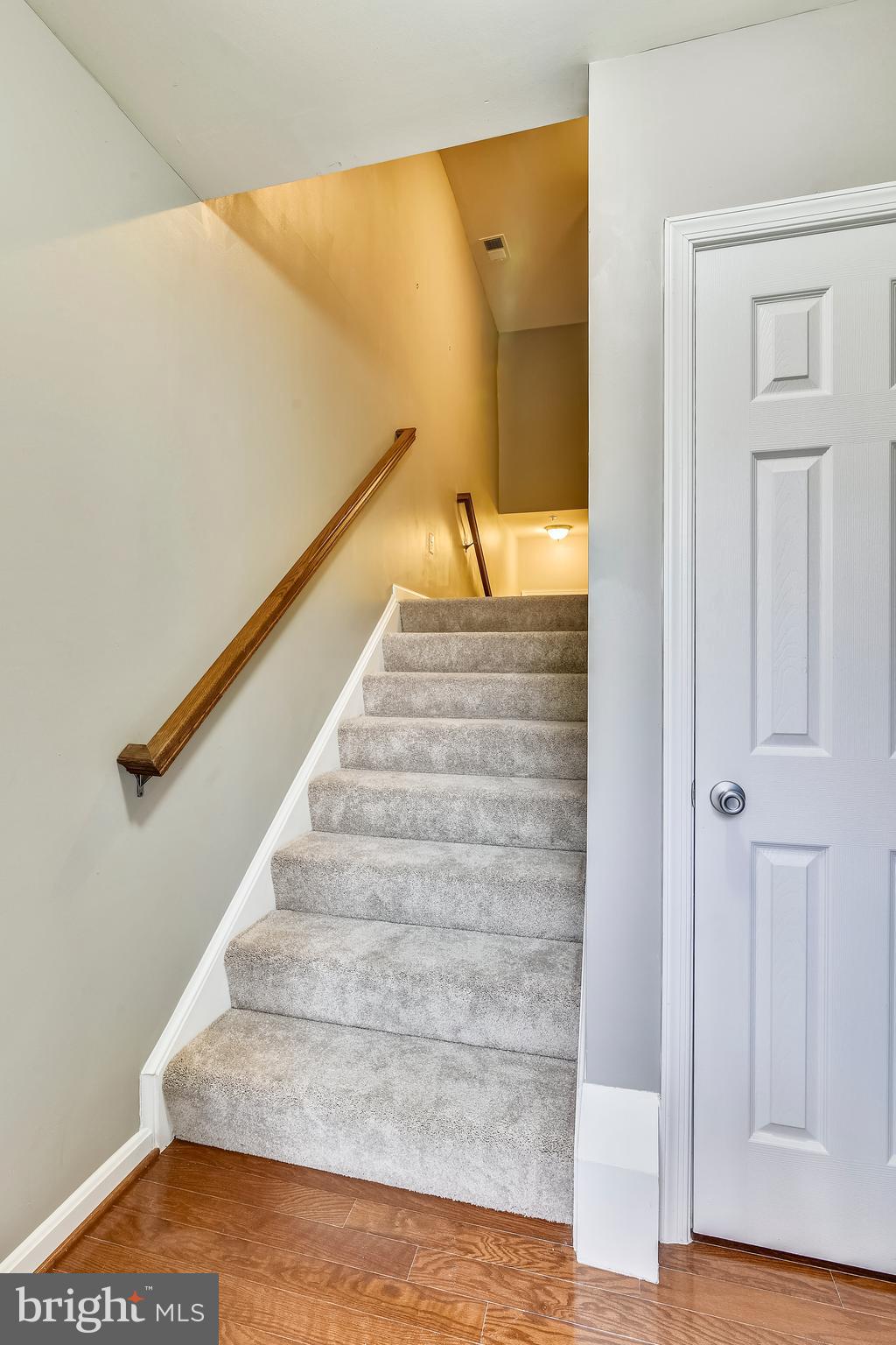 LEE SQUARE - Residential