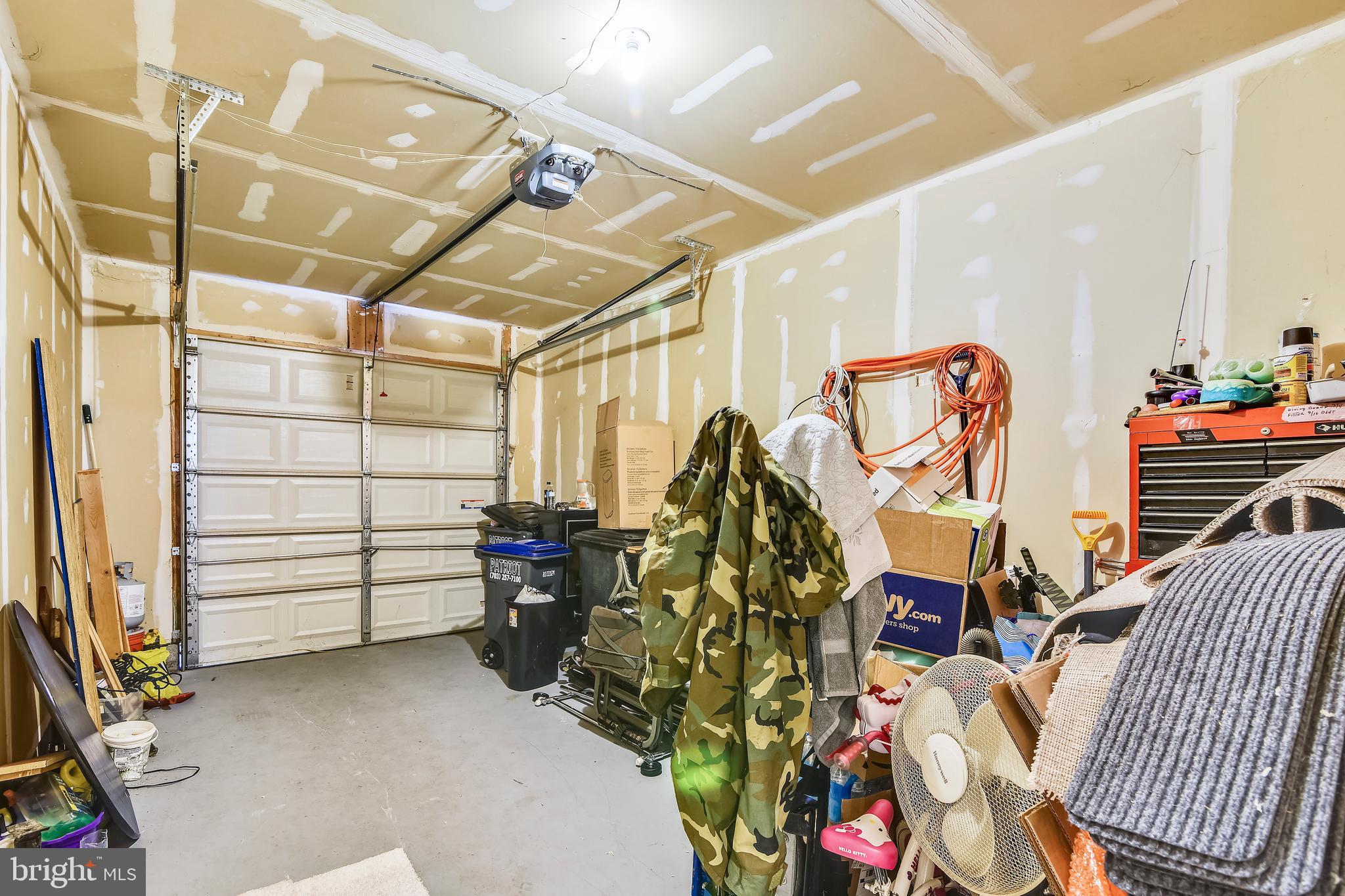 LEE SQUARE - Residential