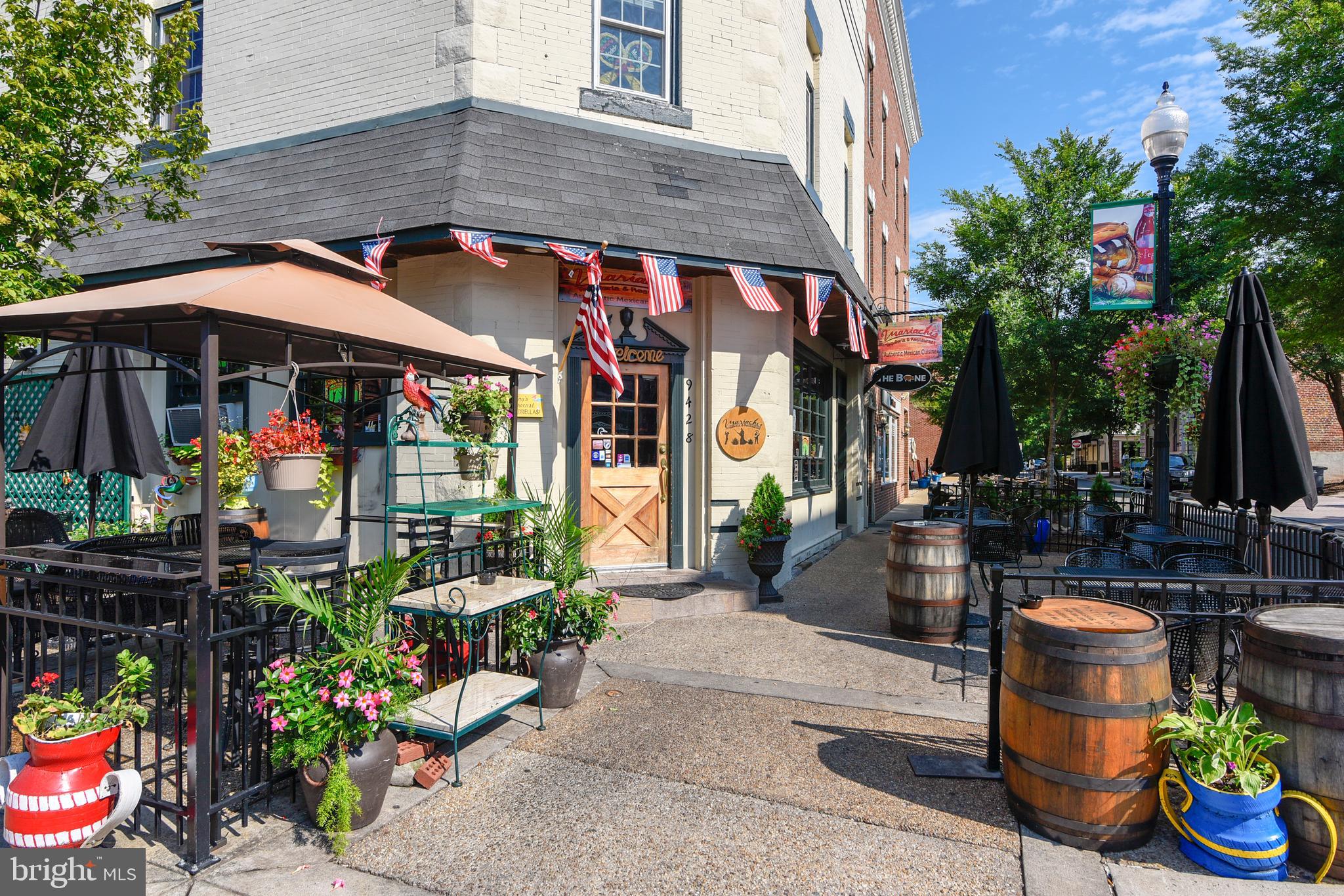 LEE SQUARE - Residential