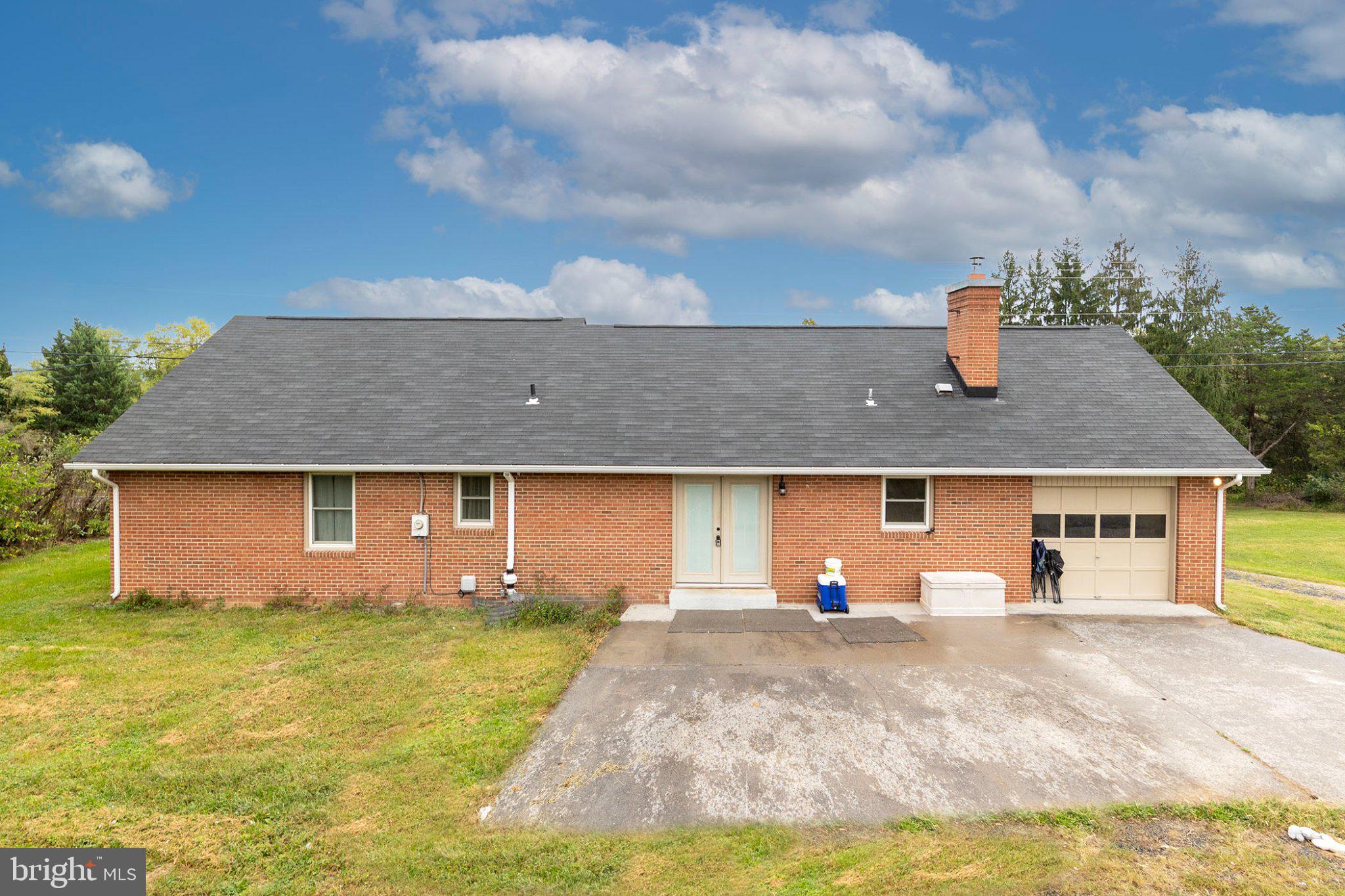4245 STRASBURG ROAD