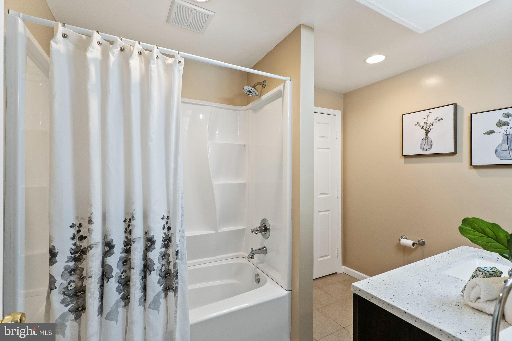 THE PLANTATIONS - Residential