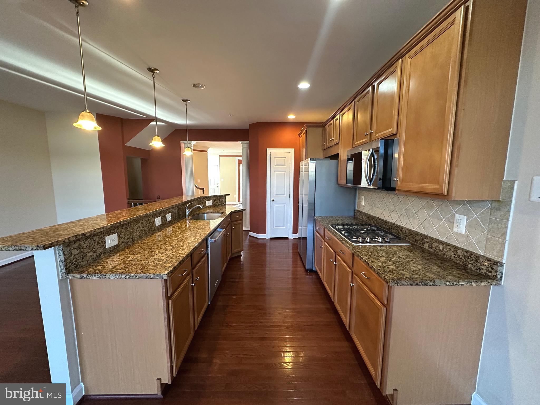 VILLAGES OF URBANA - Residential Lease