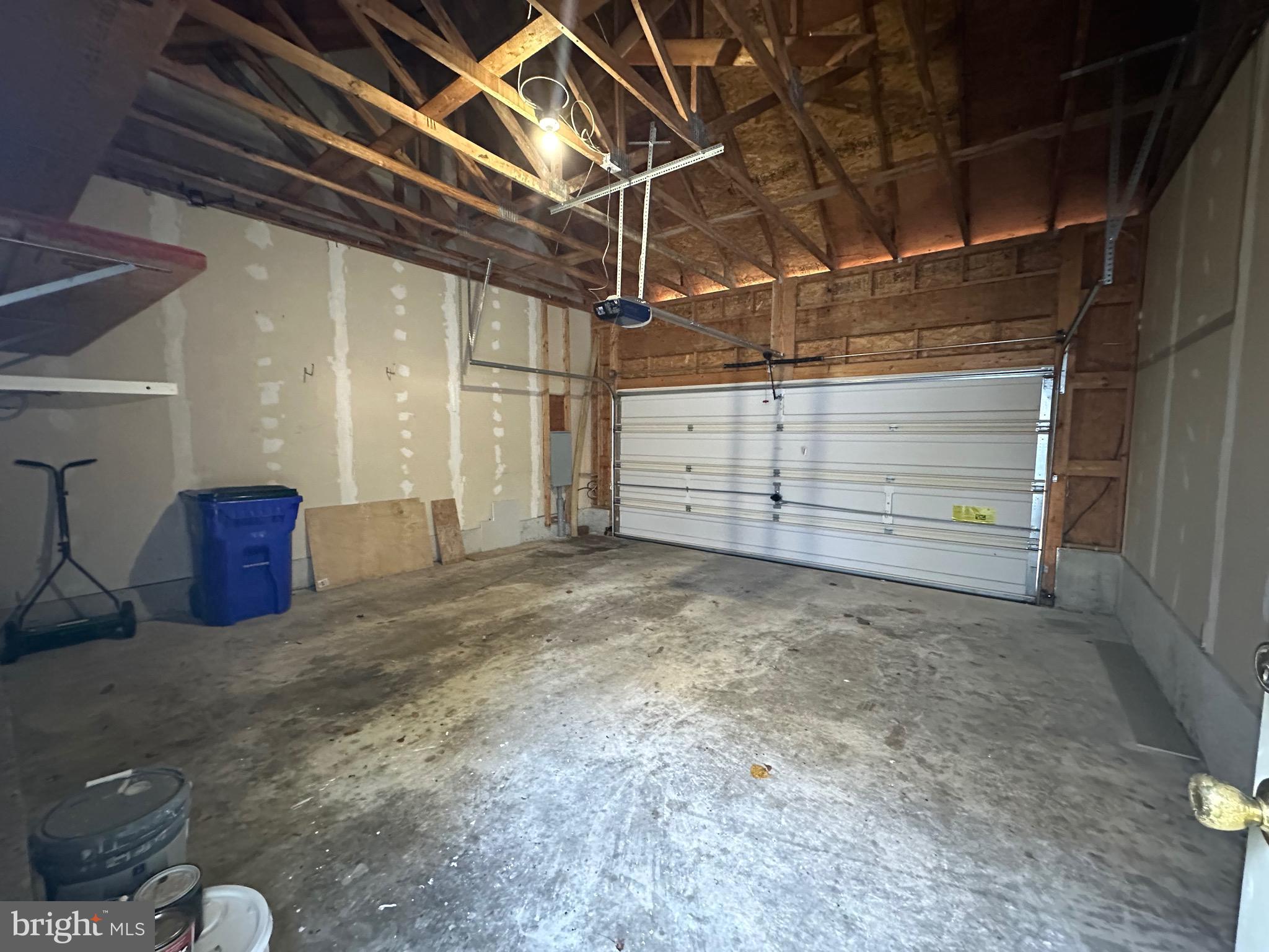 VILLAGES OF URBANA - Residential Lease