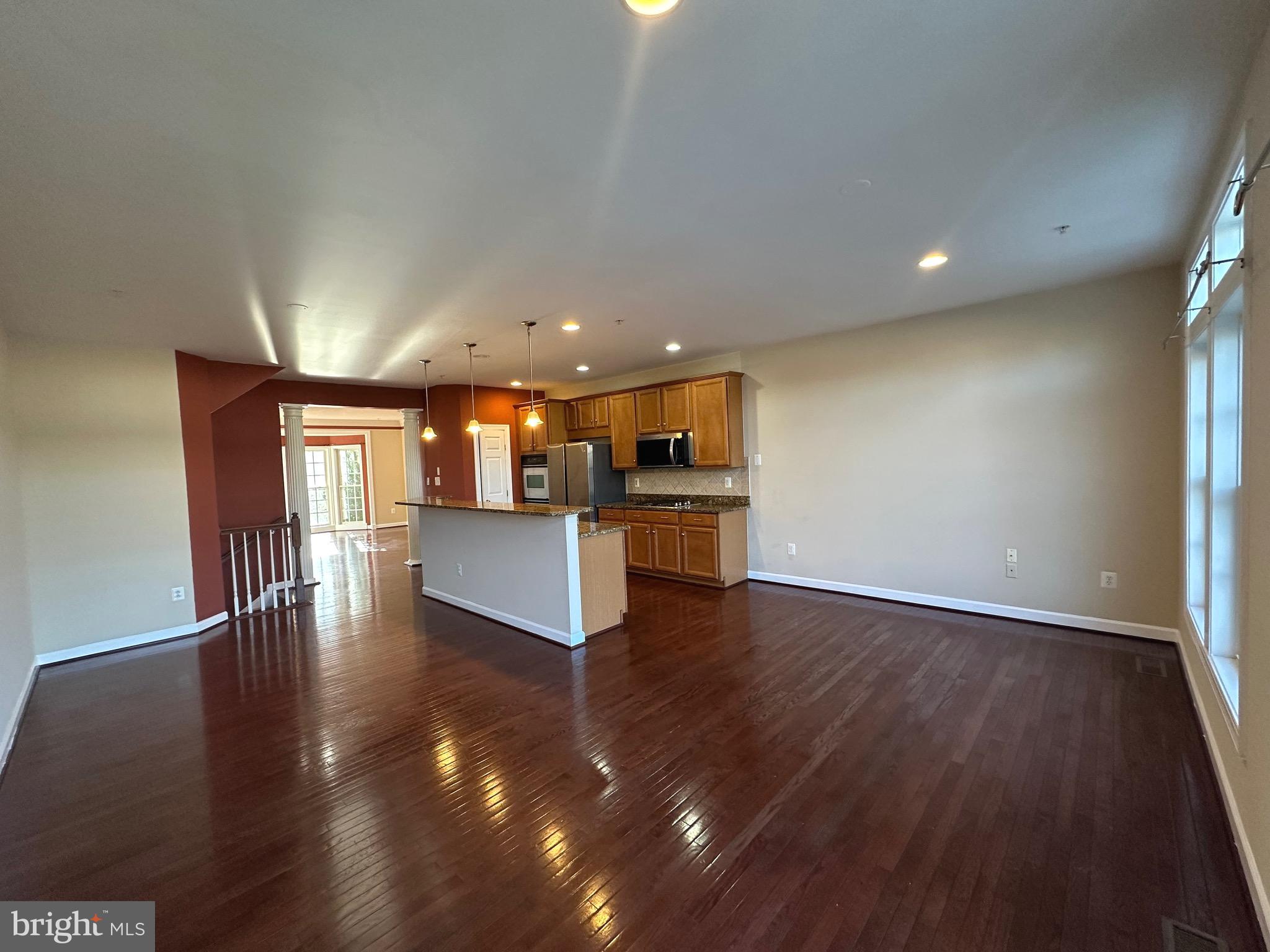 VILLAGES OF URBANA - Residential Lease